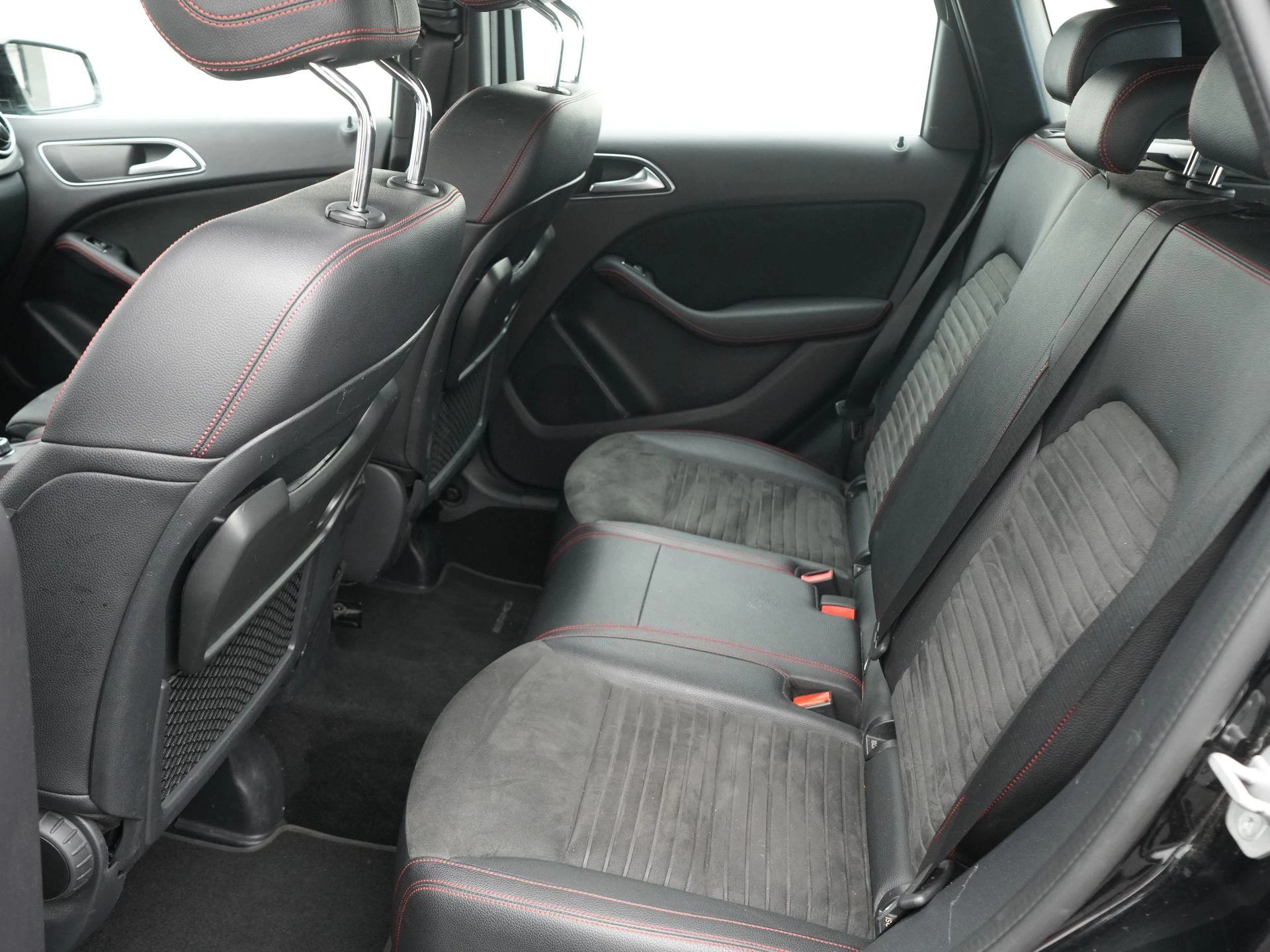 Mercedes-Benz B-Klasse 180 AMG Night Edition Plus