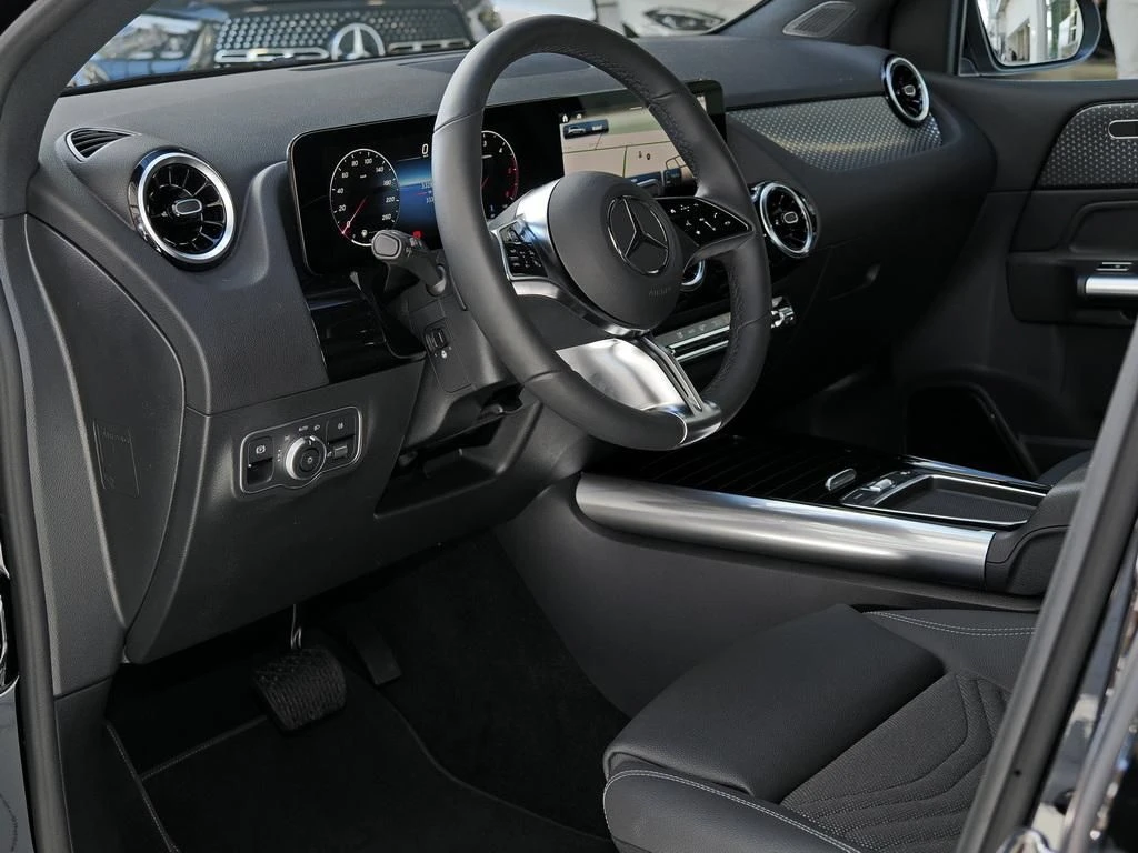 Mercedes-Benz-B-Klasse 180 d-image-2