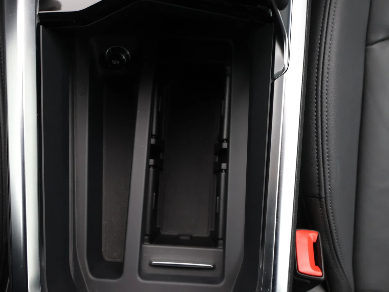 Audi e-tron Sportback Audi e-tron Sportback S line 55 QUATTRO 408PK *AUTOMAA*LEDER*CAMERA*ACC*PDC*VIRTUAL COCKPIT*NAVI*APP