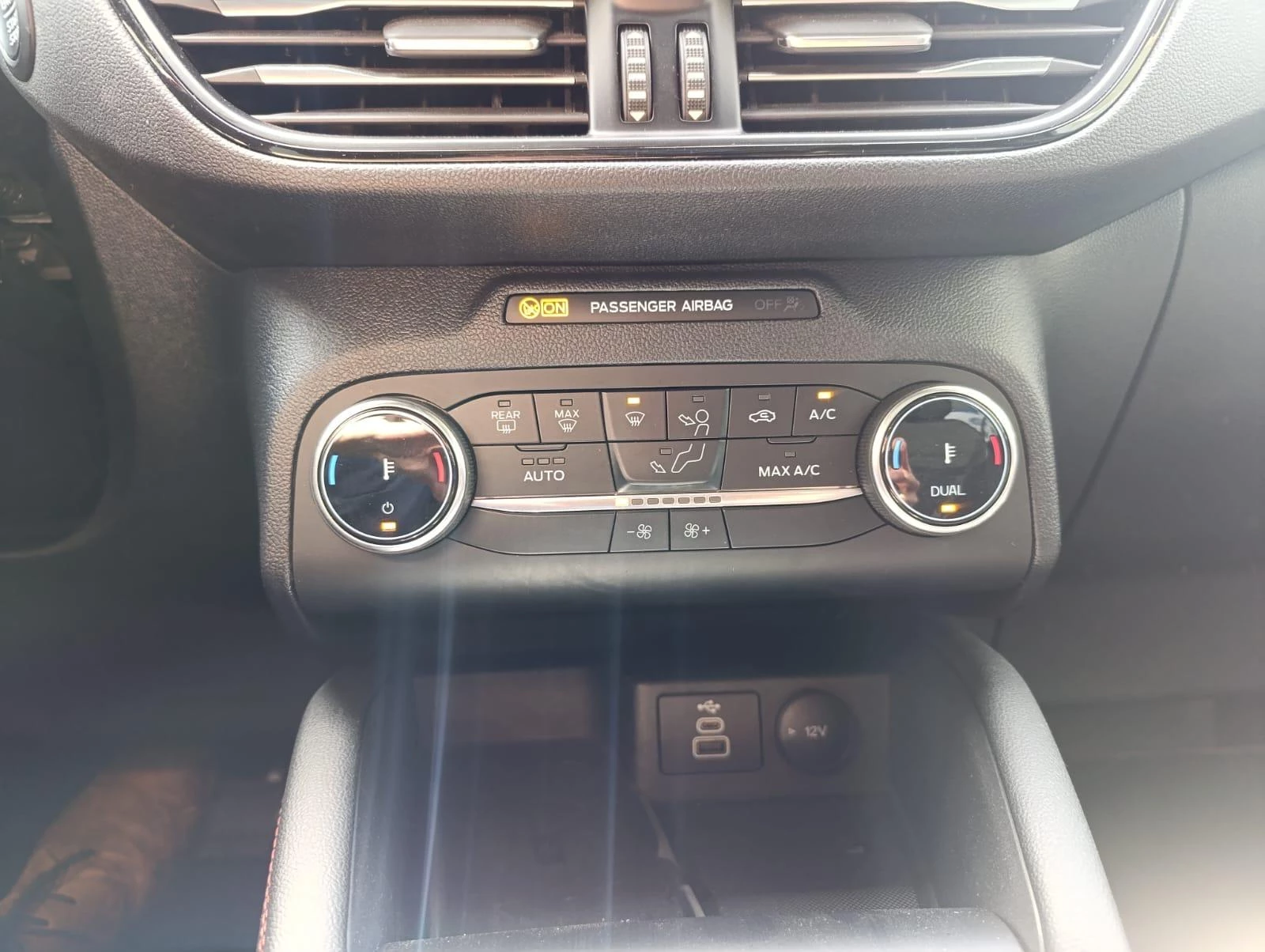 Ford-Kuga-image-15