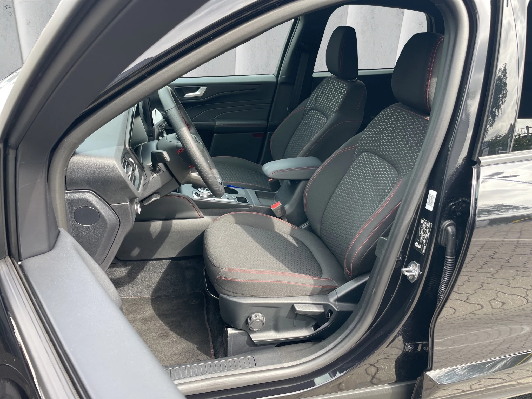 Ford Kuga ST-Line Aut.*KAM*LED-MATRIX*NAVI*GRA*WINTER-PKT.