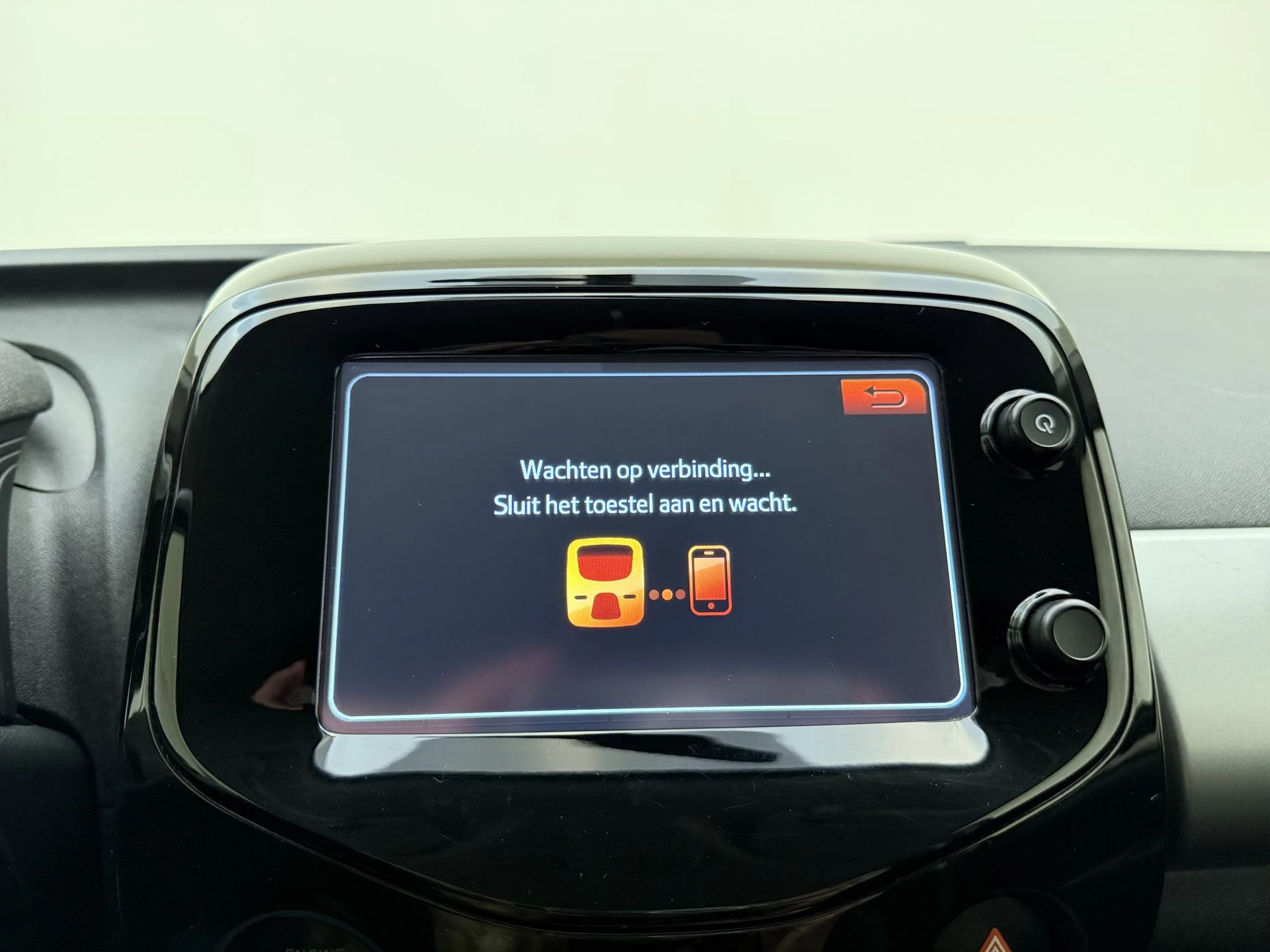 Peugeot-108-image-18