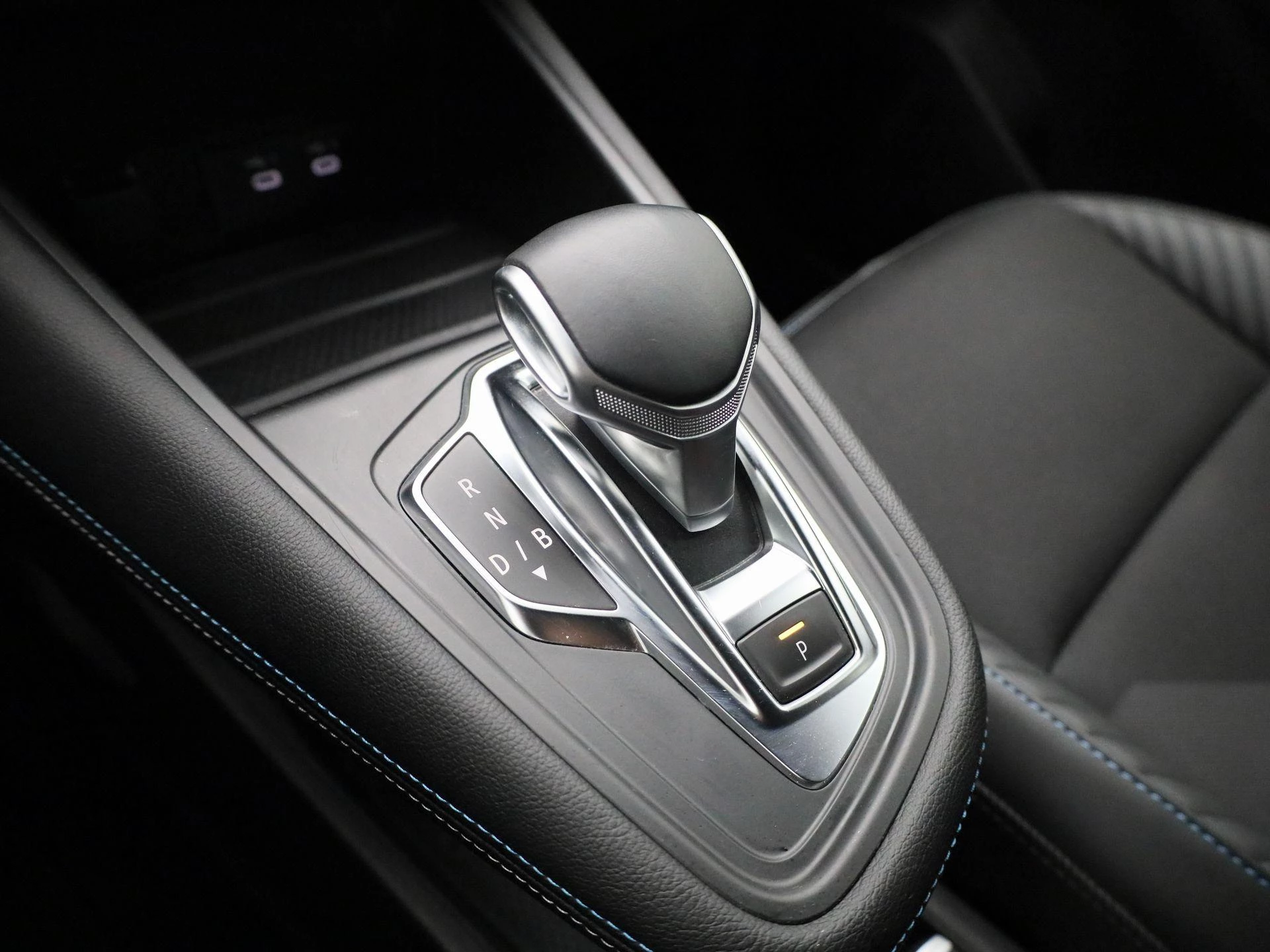 Renault-Captur-image-17