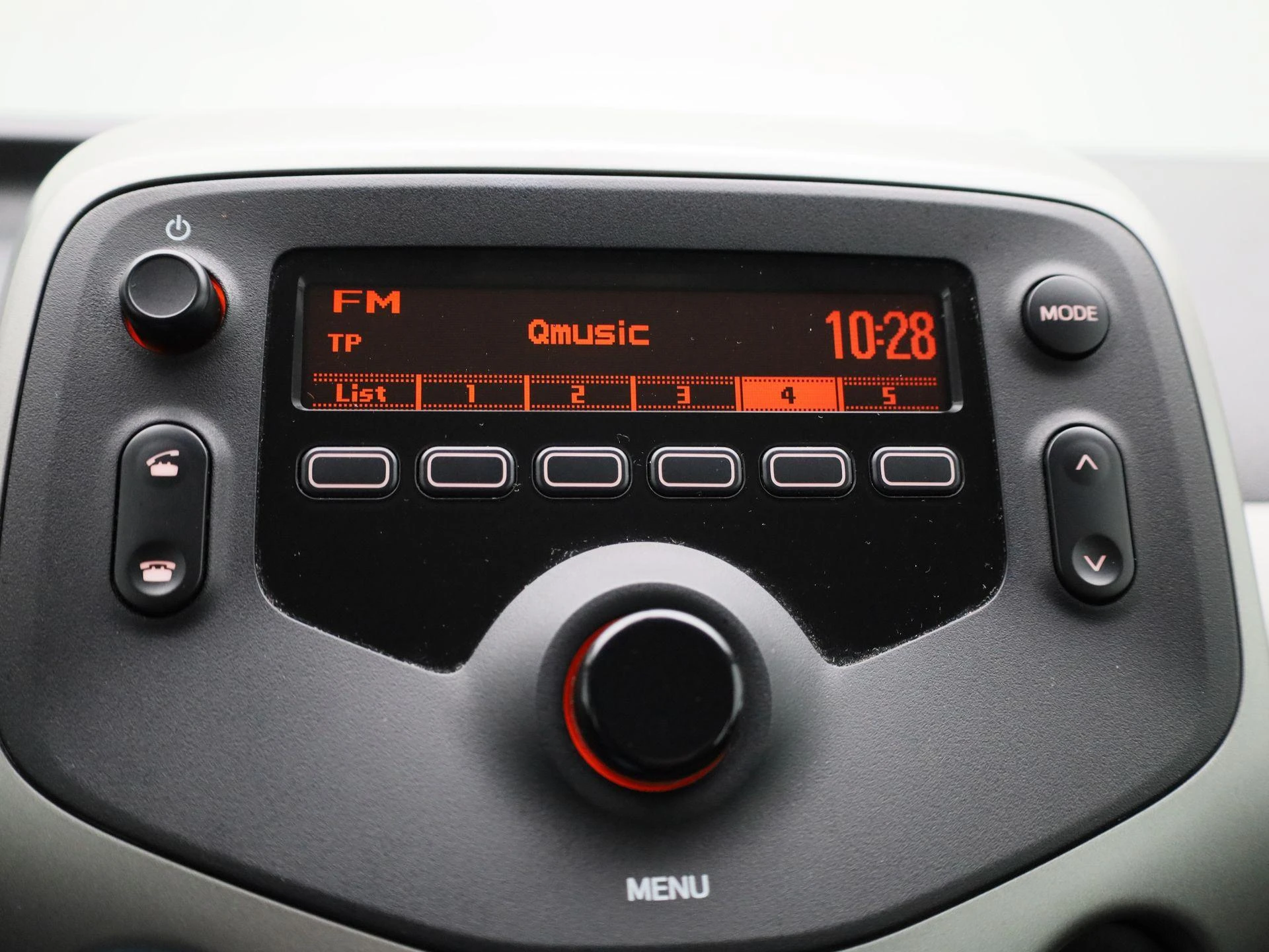 Peugeot-108-image-13