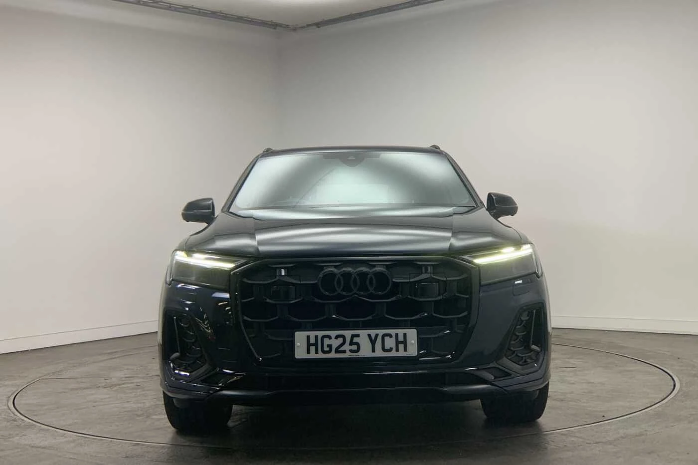 Audi-Q7-image-6