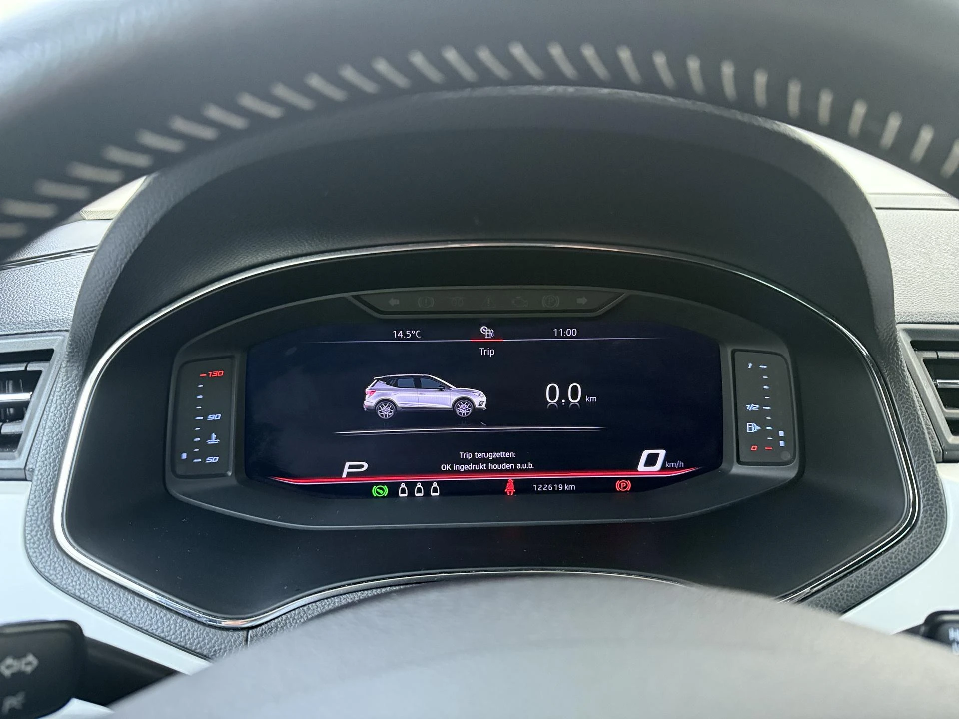 SEAT-Arona-image-10