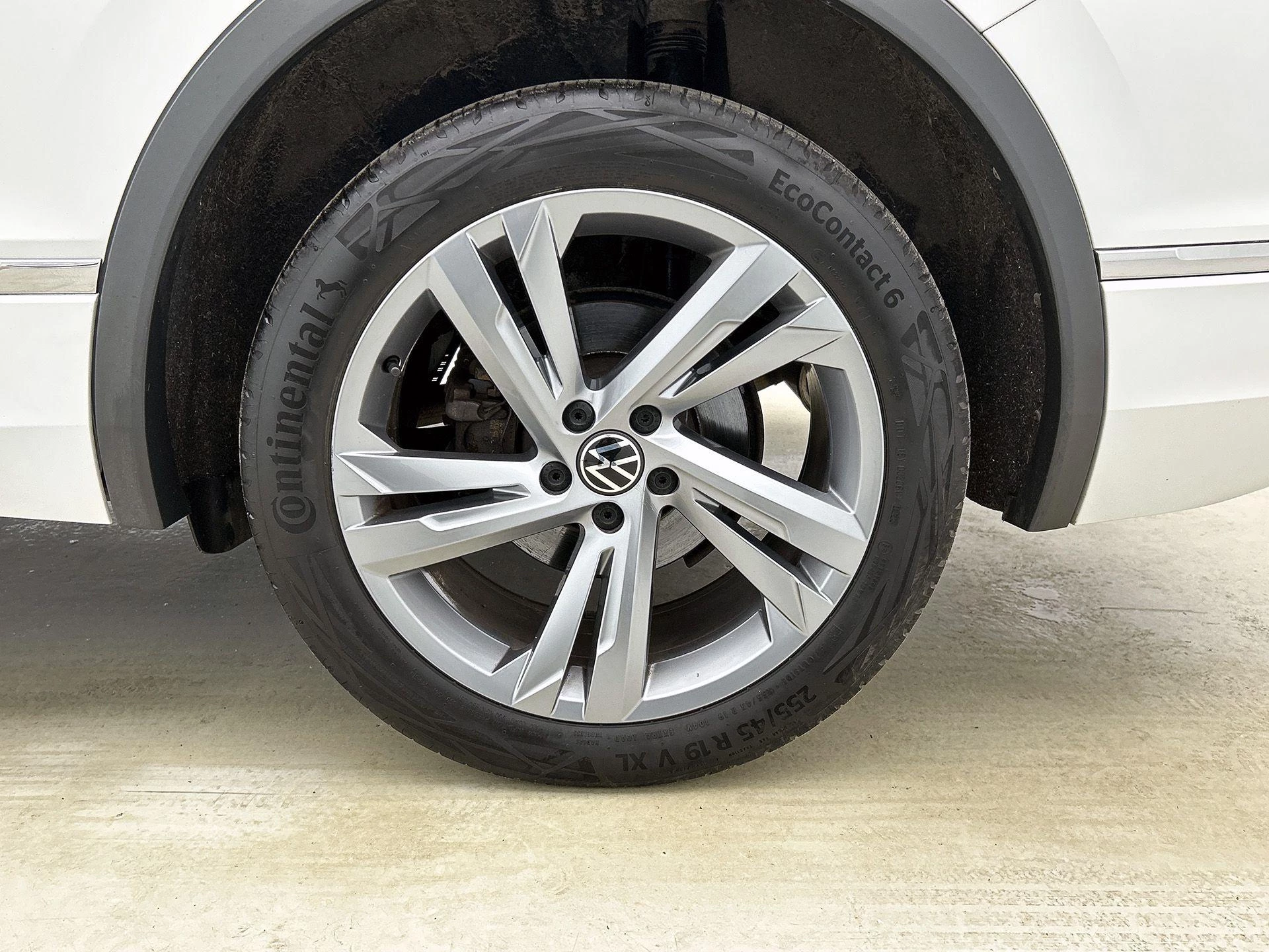 Volkswagen-Tiguan Allspace-image-39