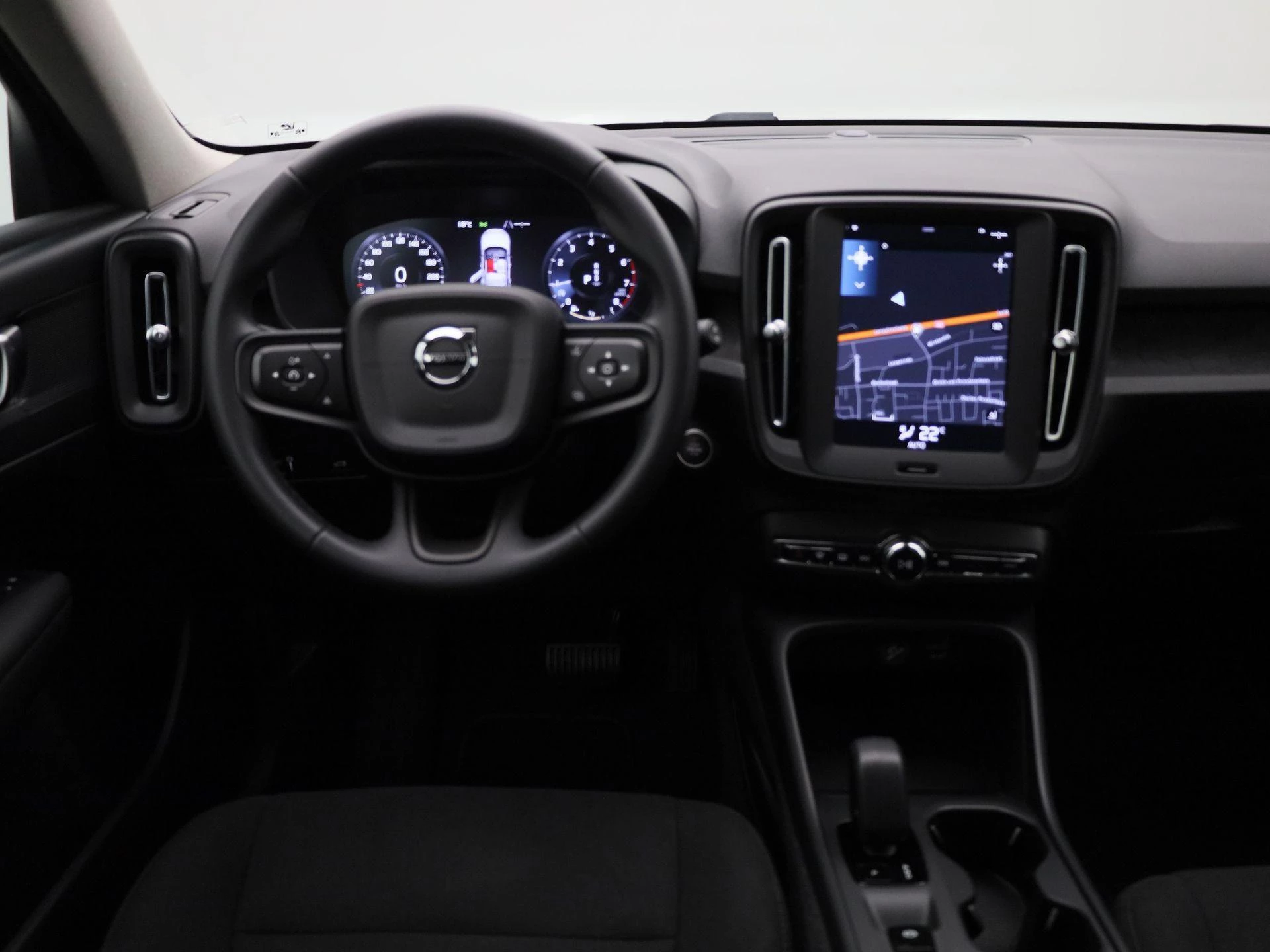 Volvo-XC40-image-22