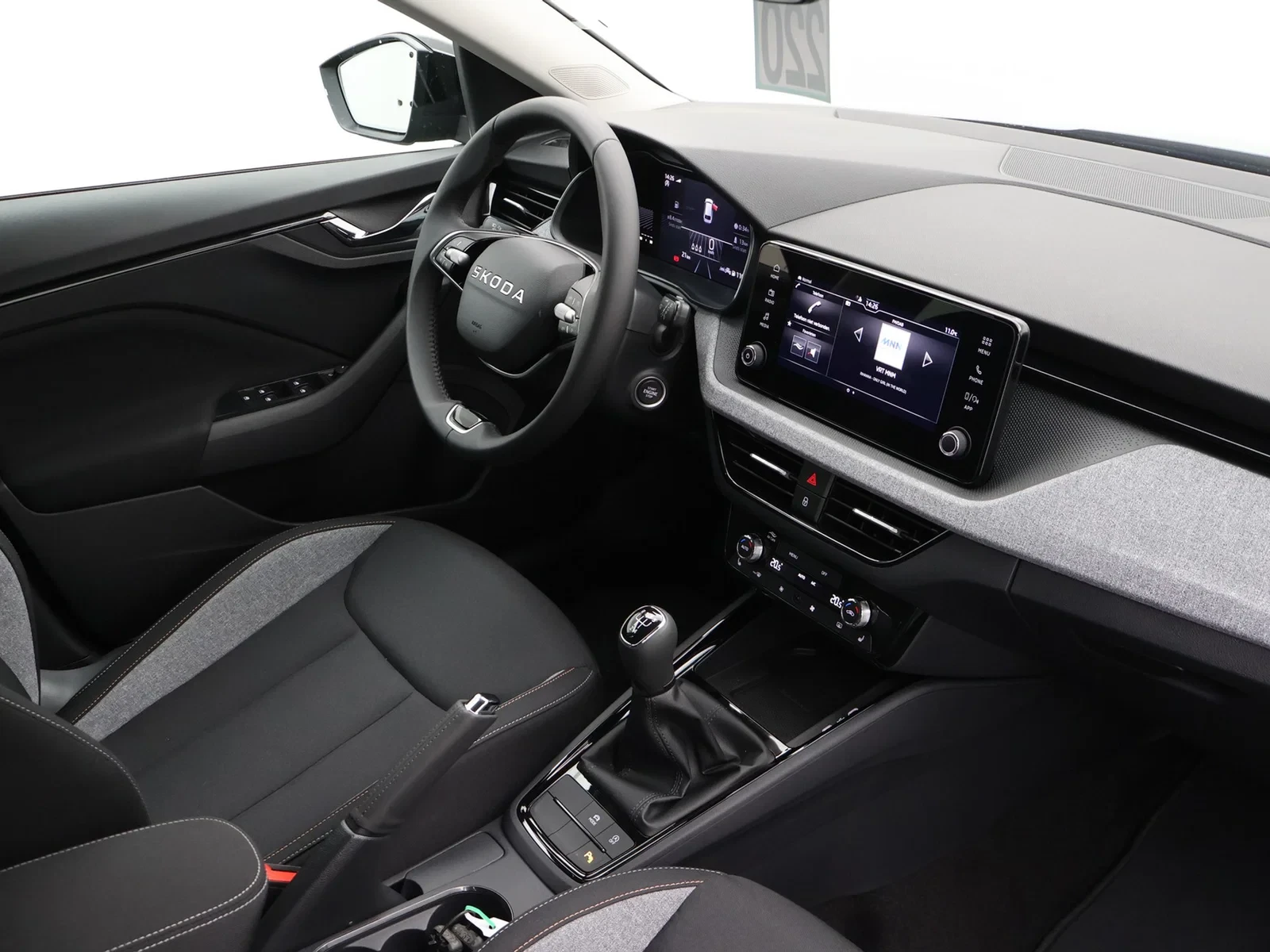 Škoda-Scala-image-2