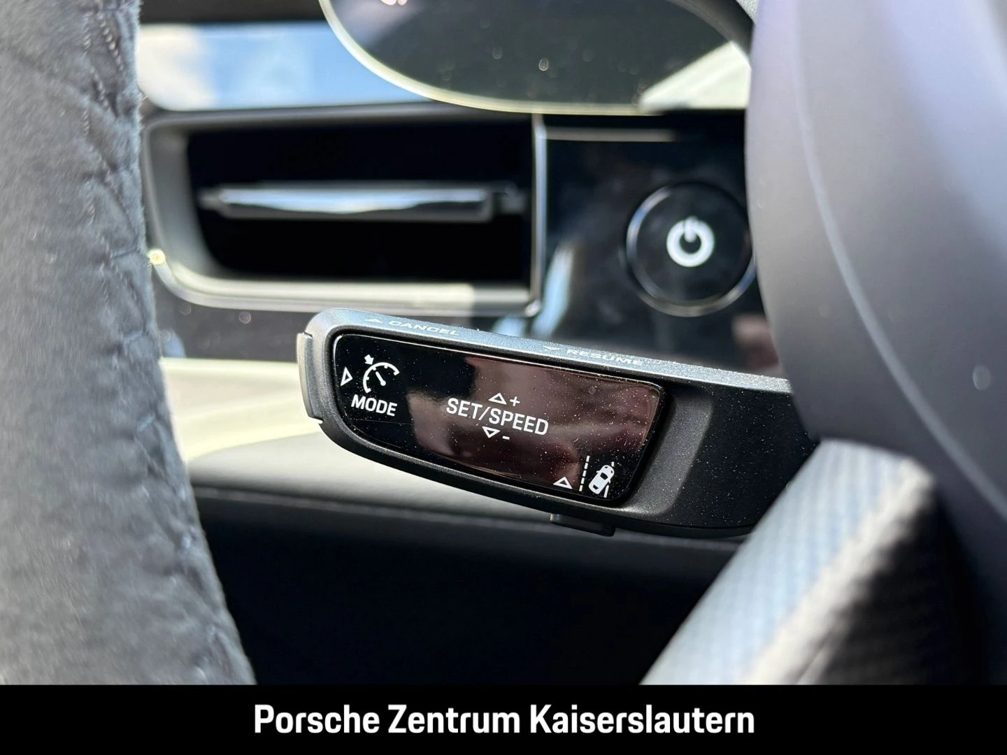 Porsche-Taycan-image-25