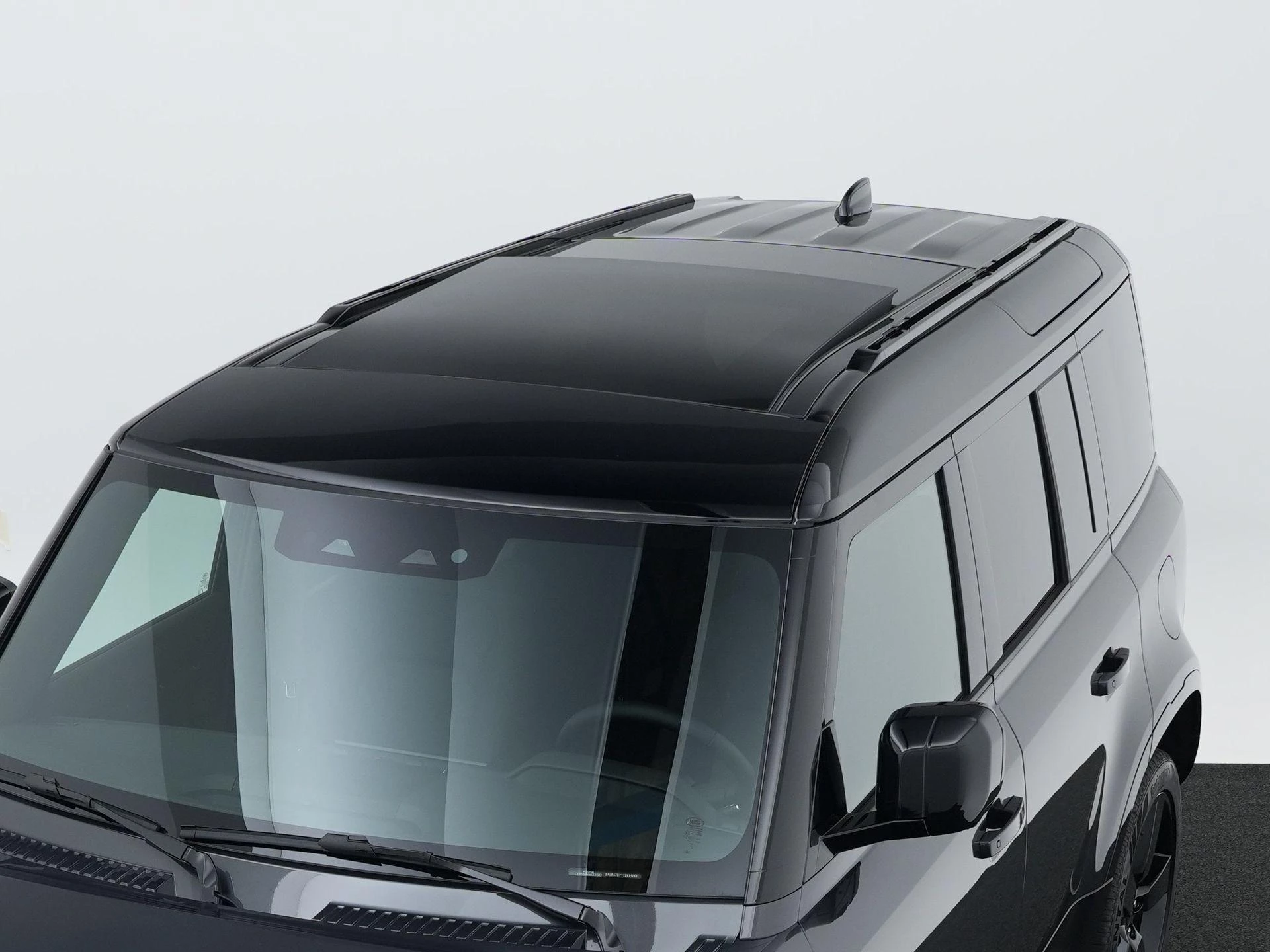 Land Rover-Defender-image-47