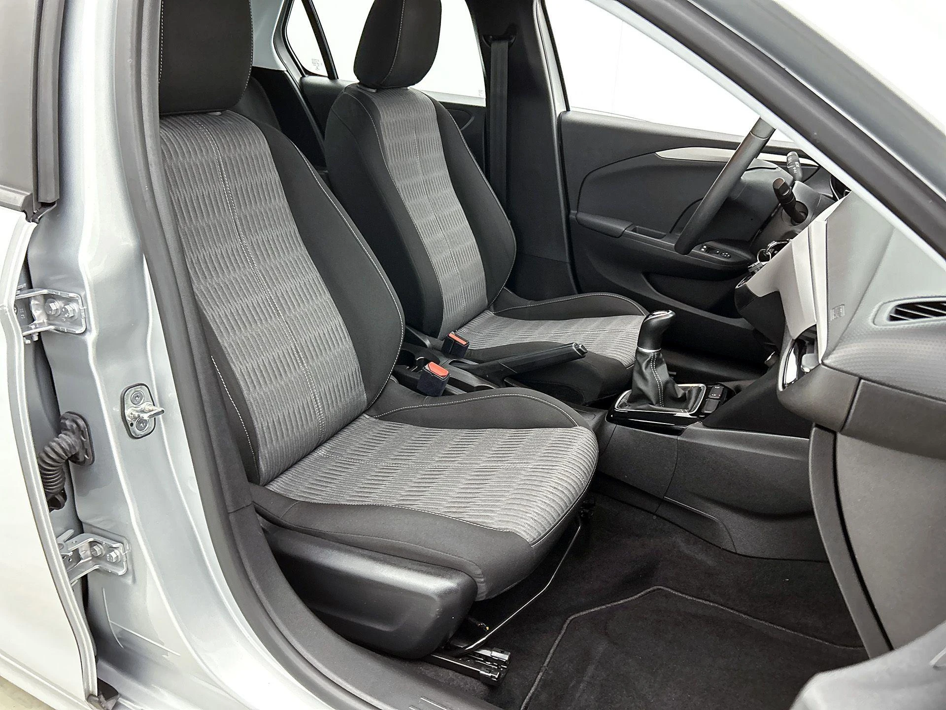 Opel-Corsa-image-32