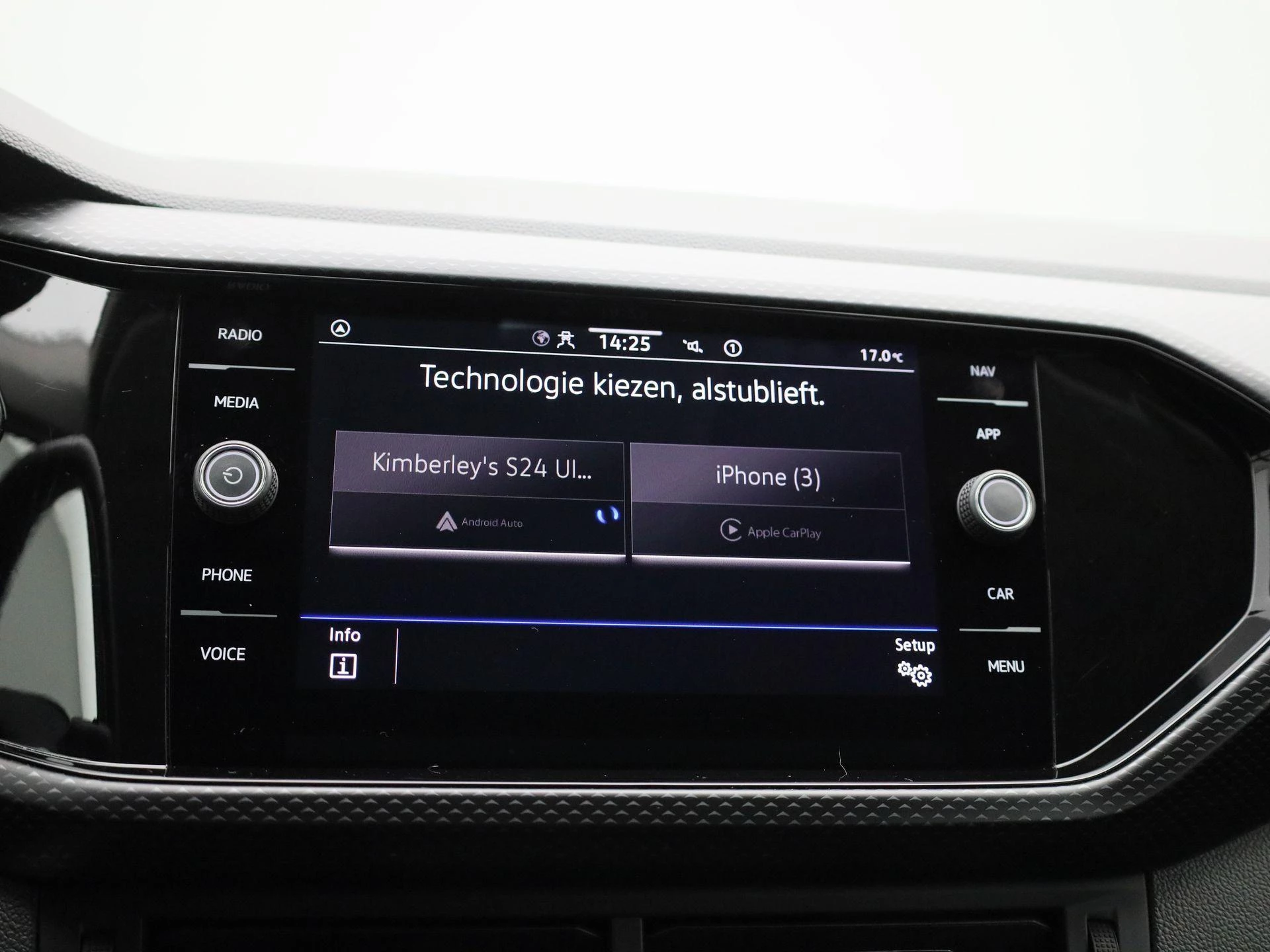 Volkswagen-T-Cross-image-19