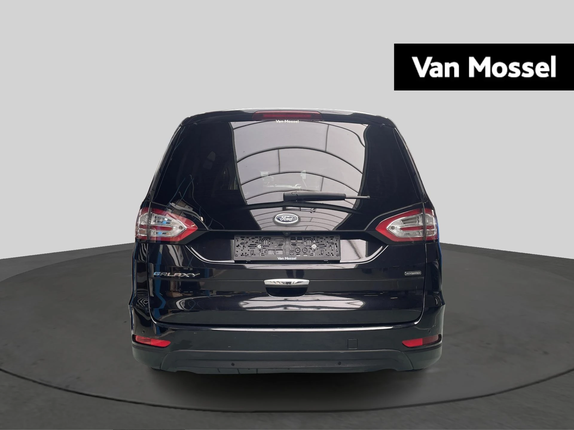 Ford-Galaxy-image-2