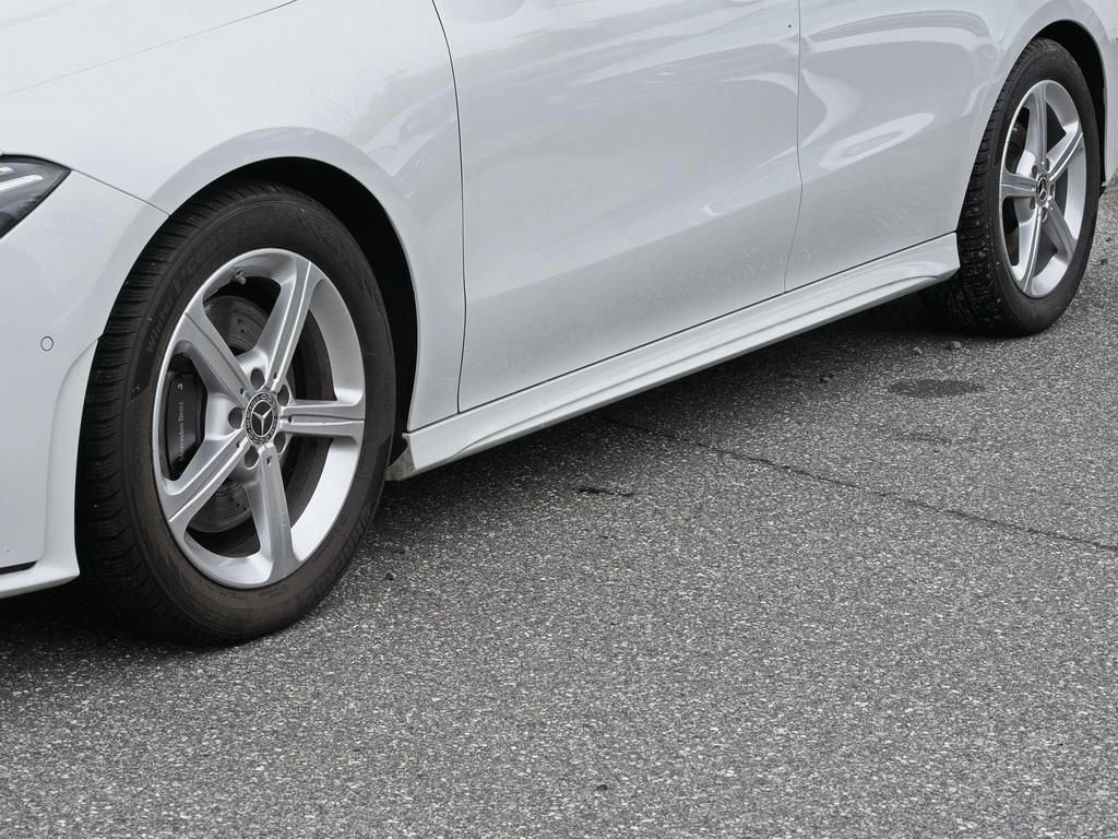 Mercedes-Benz-CLA 200-image-6