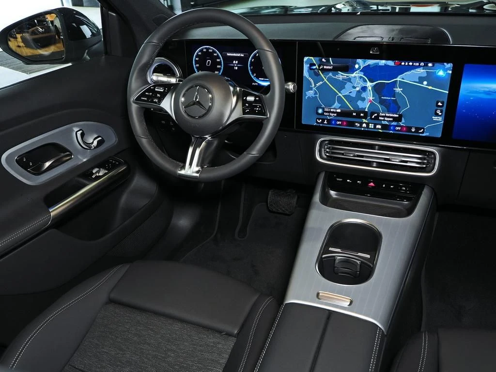 Mercedes-Benz-GLB 200-image-11