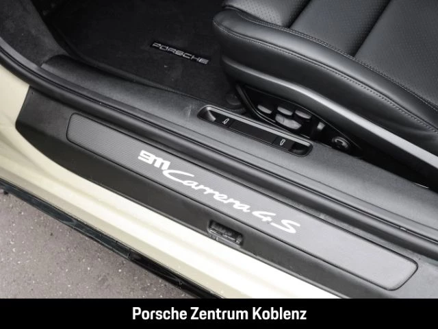 Porsche 911 992 -2 Carrera 4S carrera