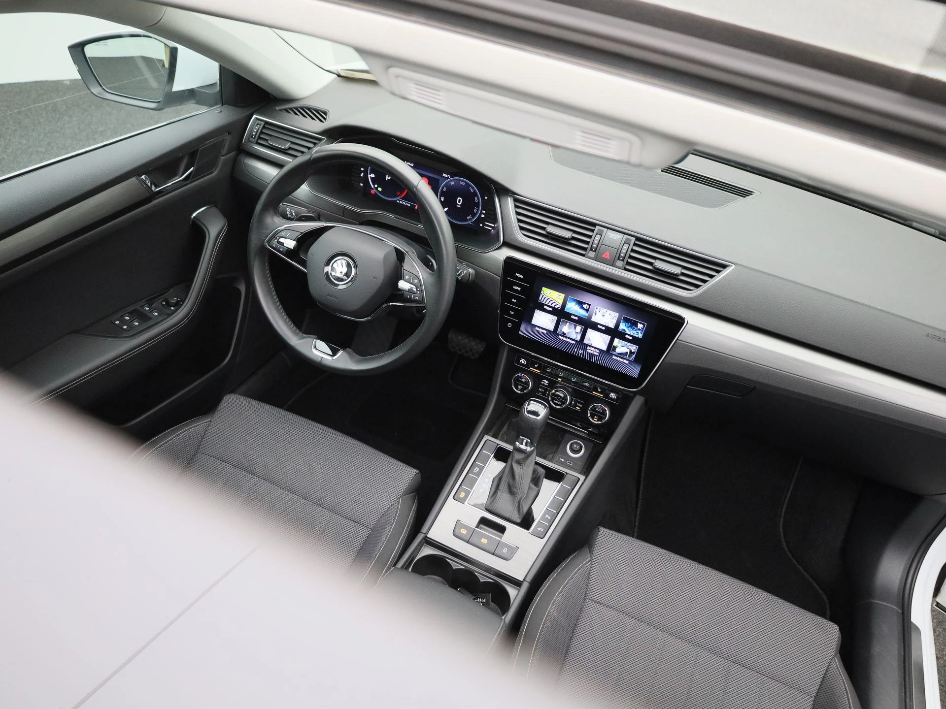 Škoda-Superb-image-40