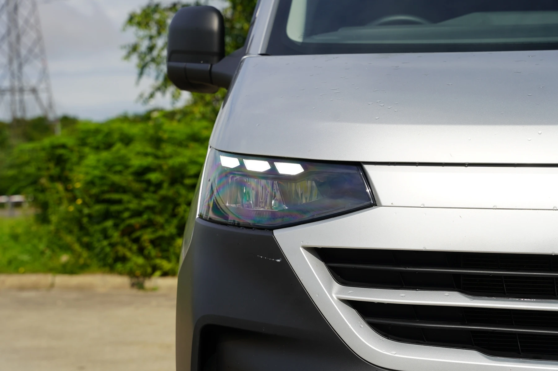 Volkswagen-Transporter-image-27