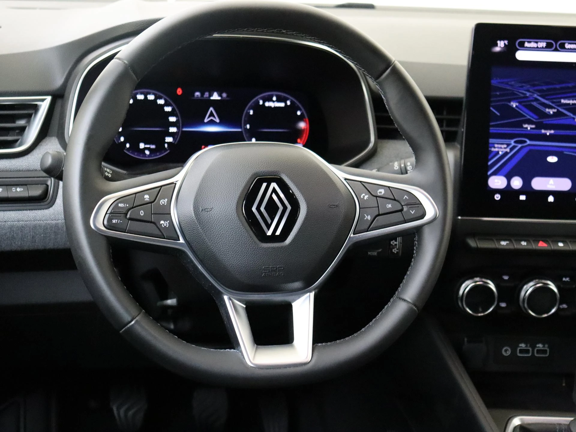 Renault-Clio-image-9