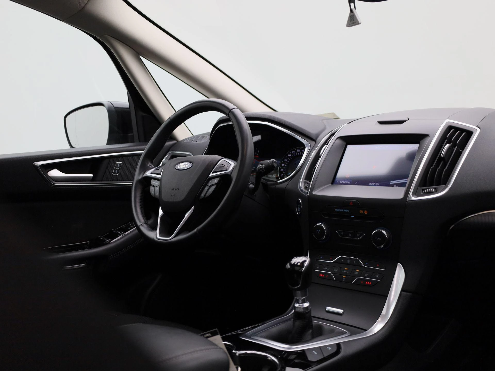 Ford-S-Max-image-34