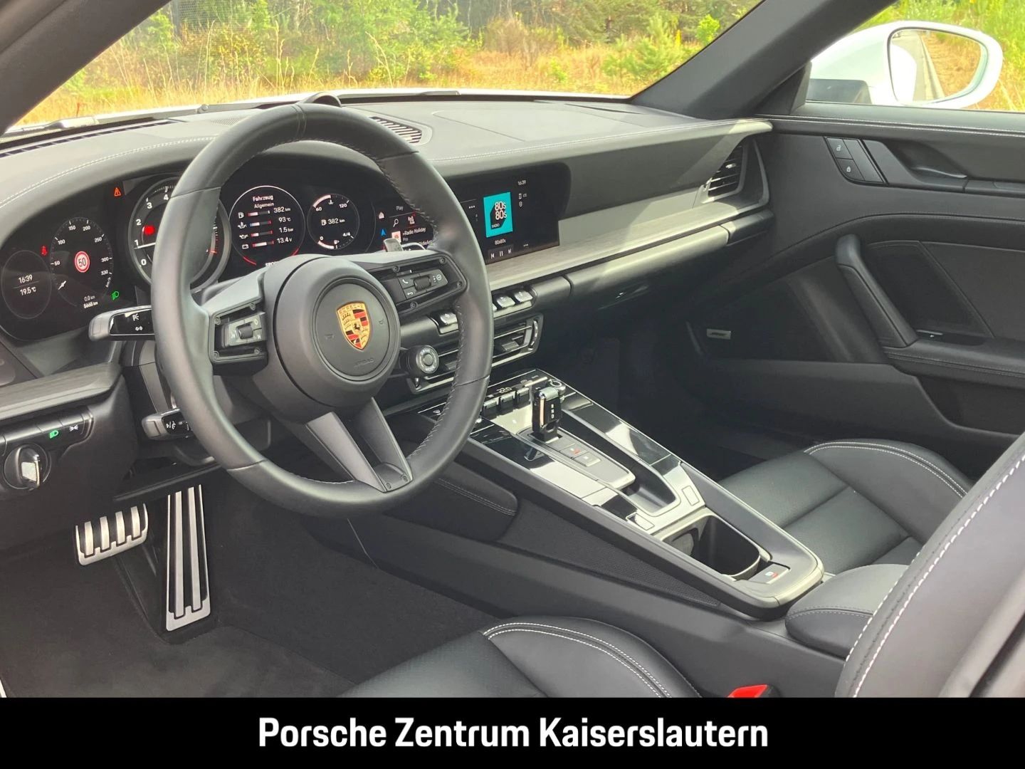 Porsche-911-image-3