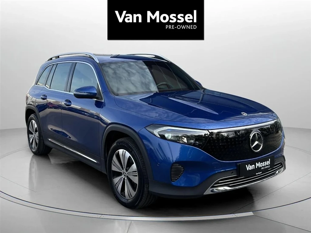 Mercedes-Benz-EQB-image-2