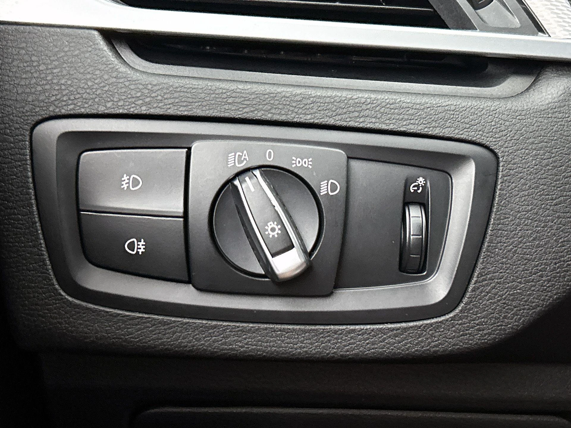 BMW-X1-image-27