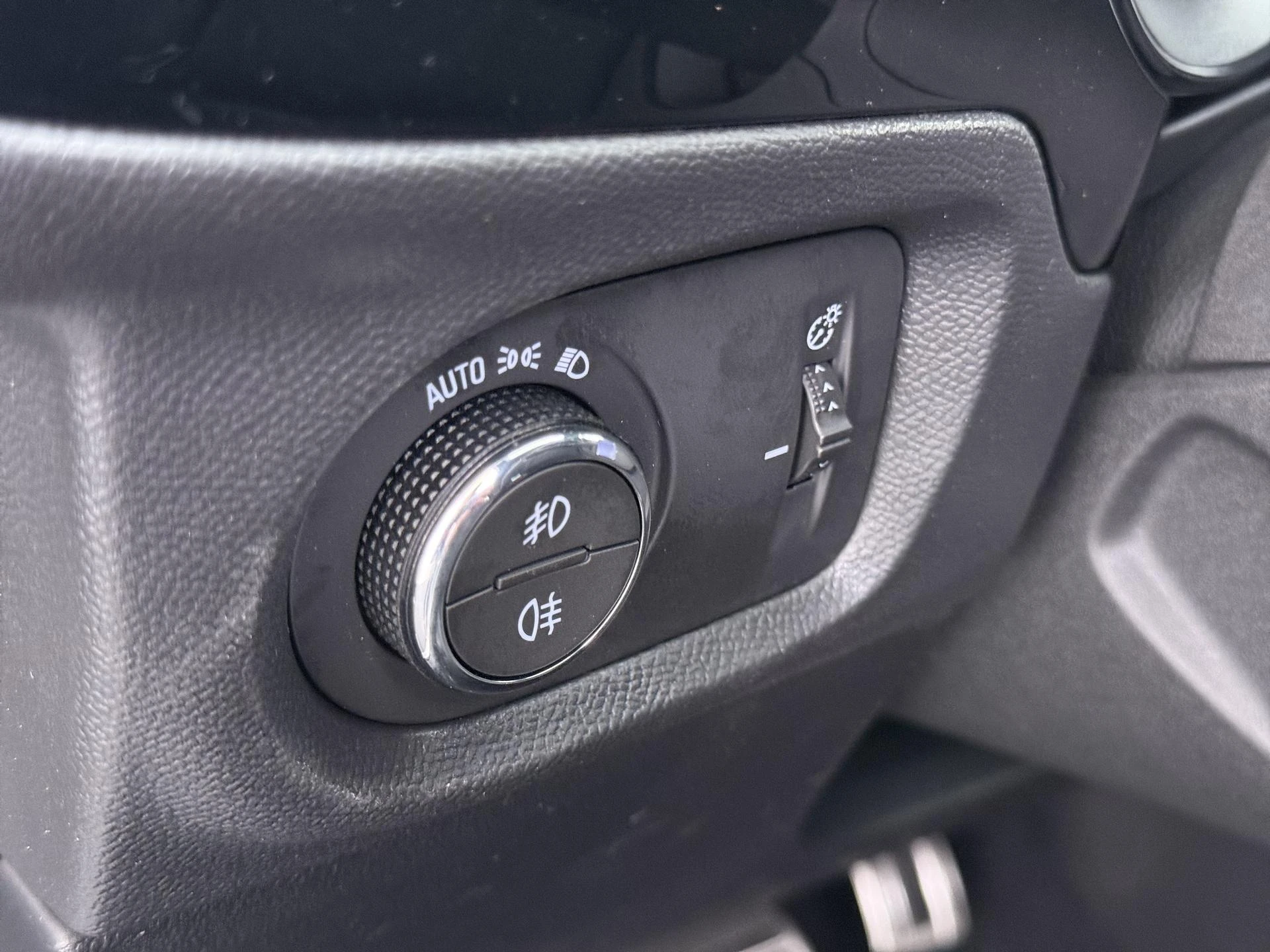 Opel-Corsa-image-14