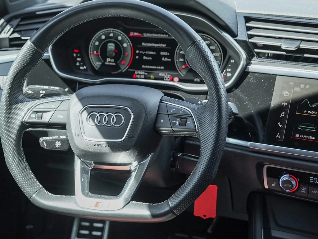 Audi-Q3-image-13