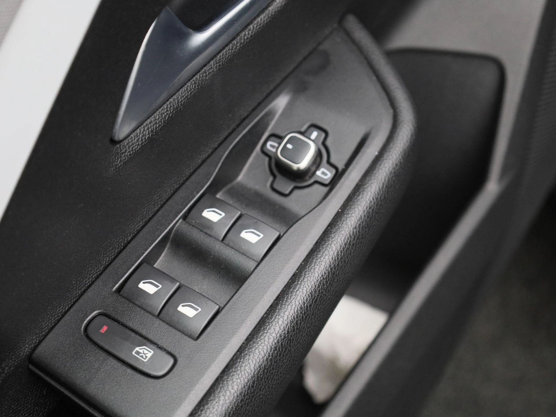 Opel-Astra-image-25