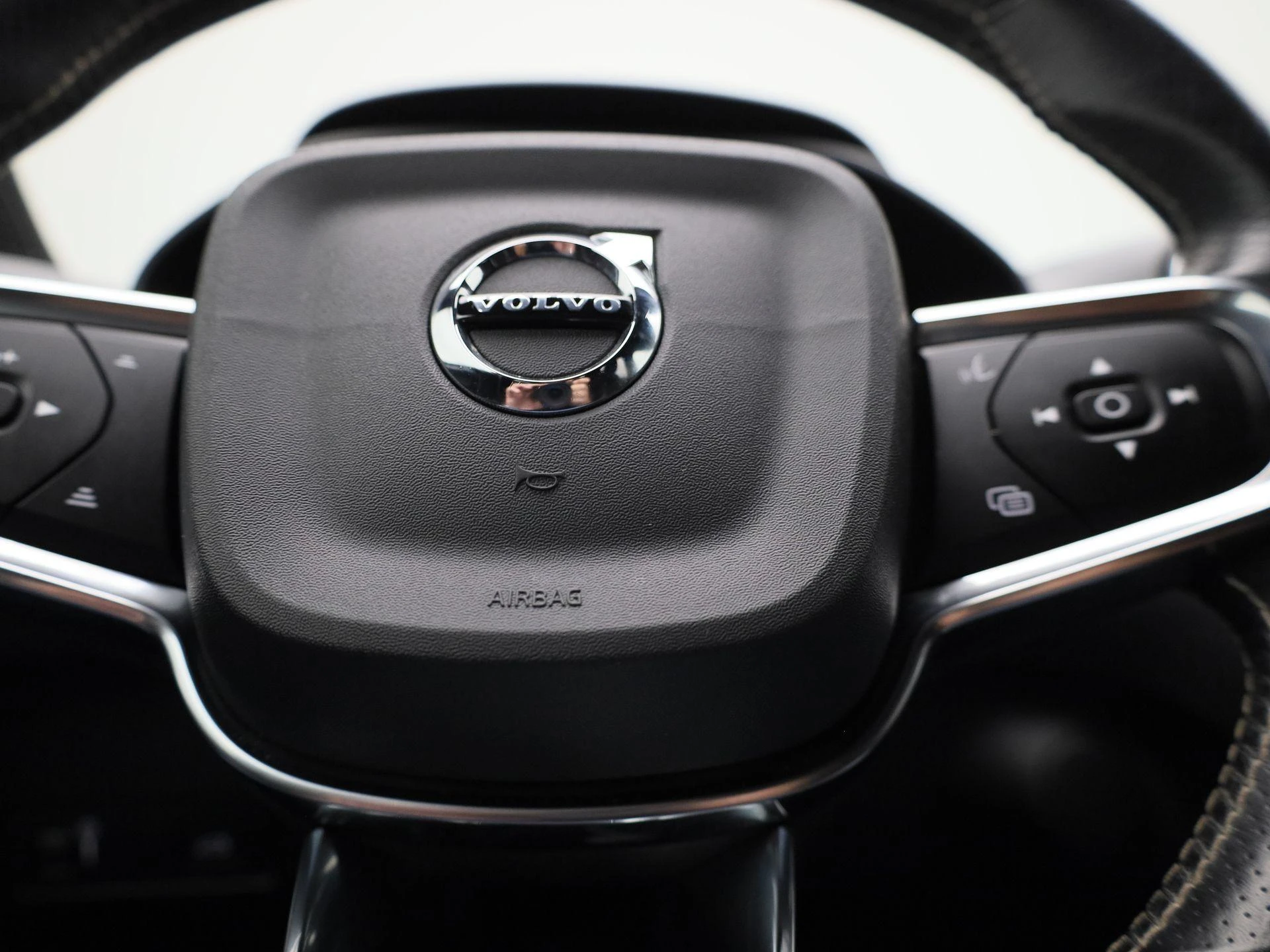 Volvo-XC40-image-29