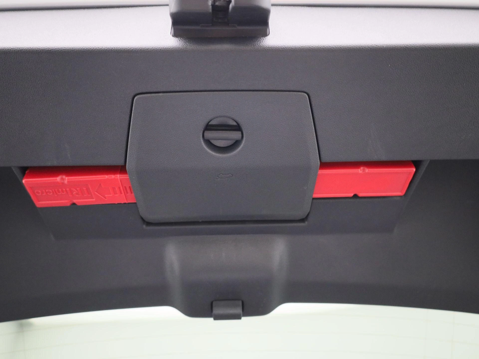 Volkswagen-Polo-image-11
