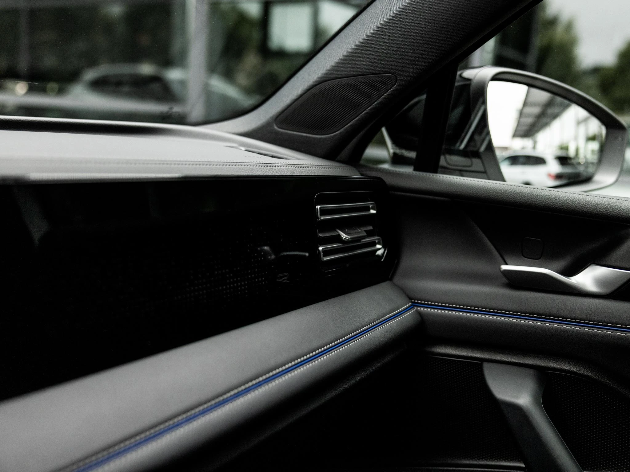Volkswagen-Tiguan-image-46