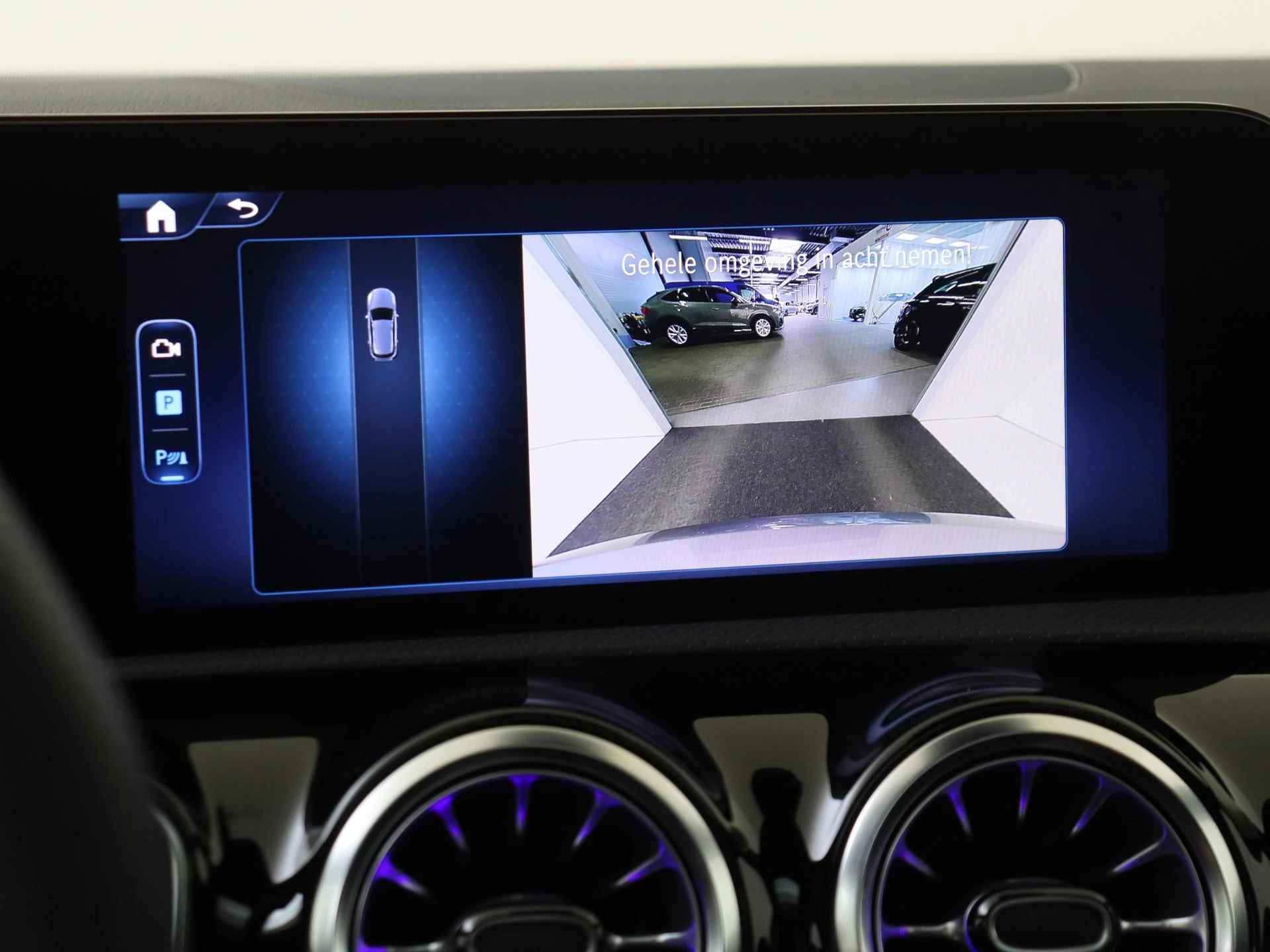Mercedes-Benz A-Klasse 180 Business Solution AMG