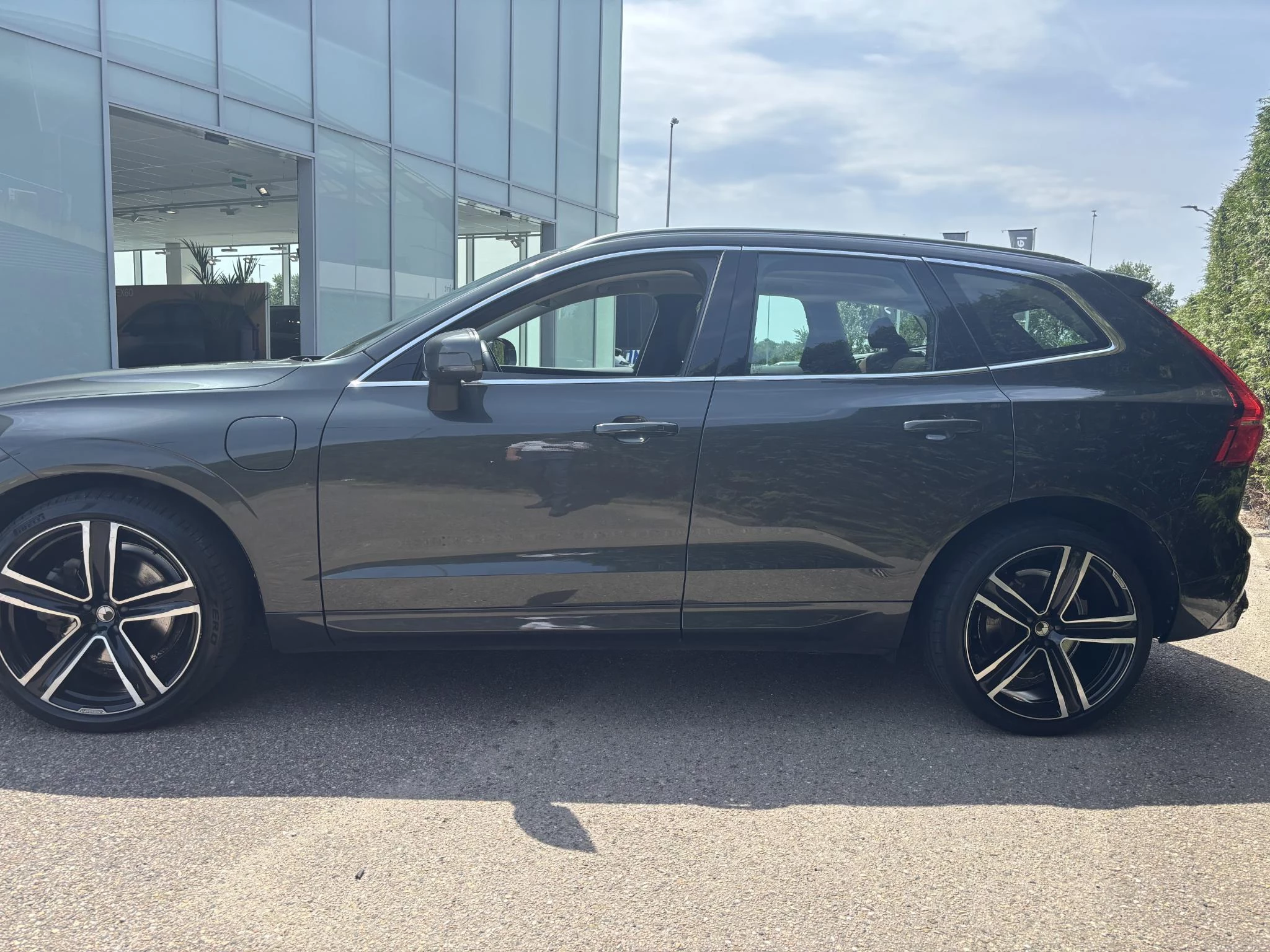 Volvo XC60 T8 Twin Engine AWD Momentum Luchtvering Heico Aut.