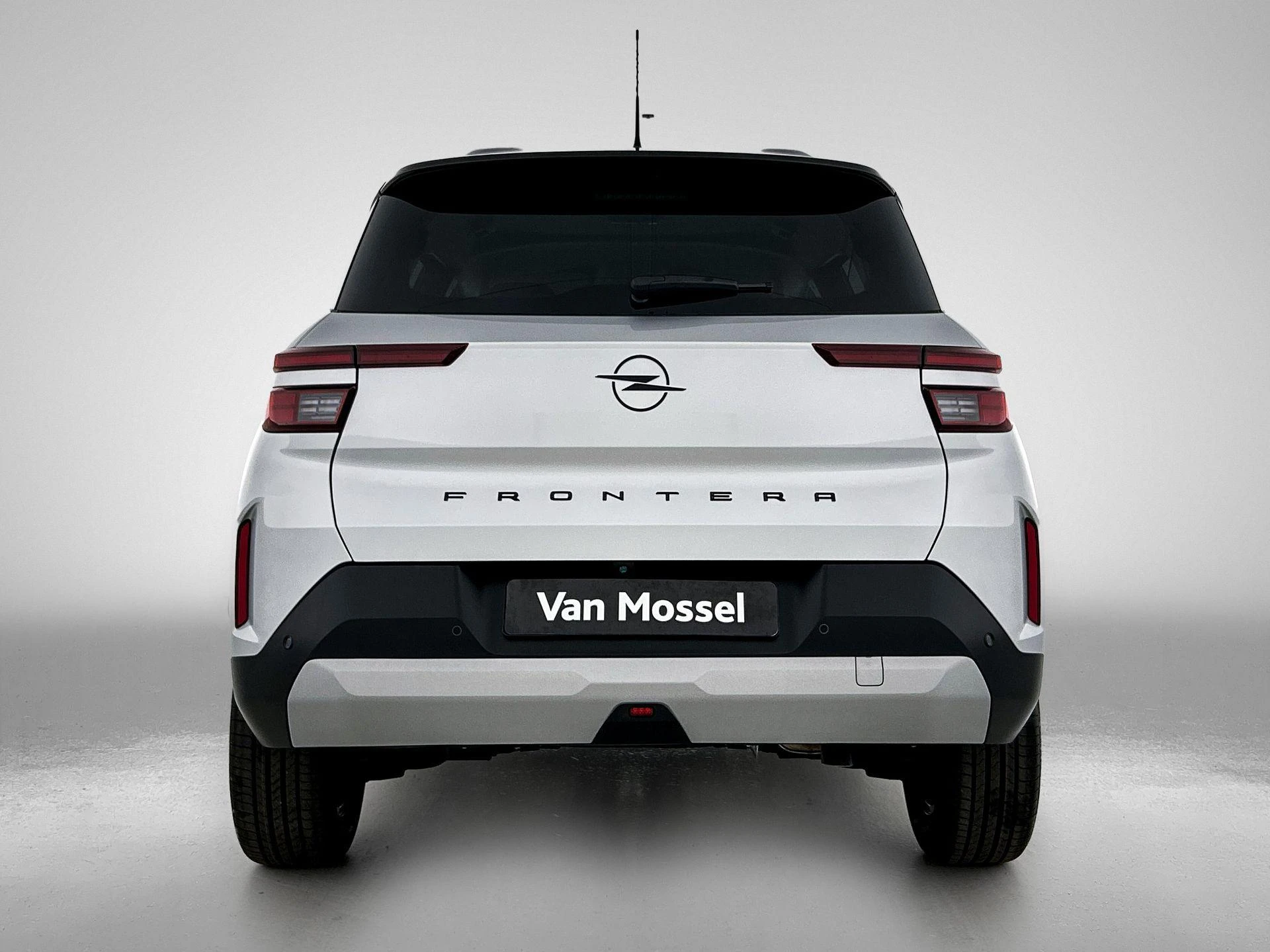 Opel-Frontera-image-2