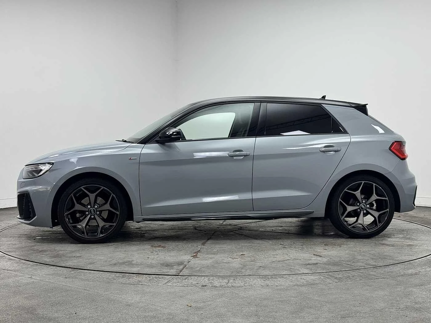 Audi-A1 Sportback-image-39