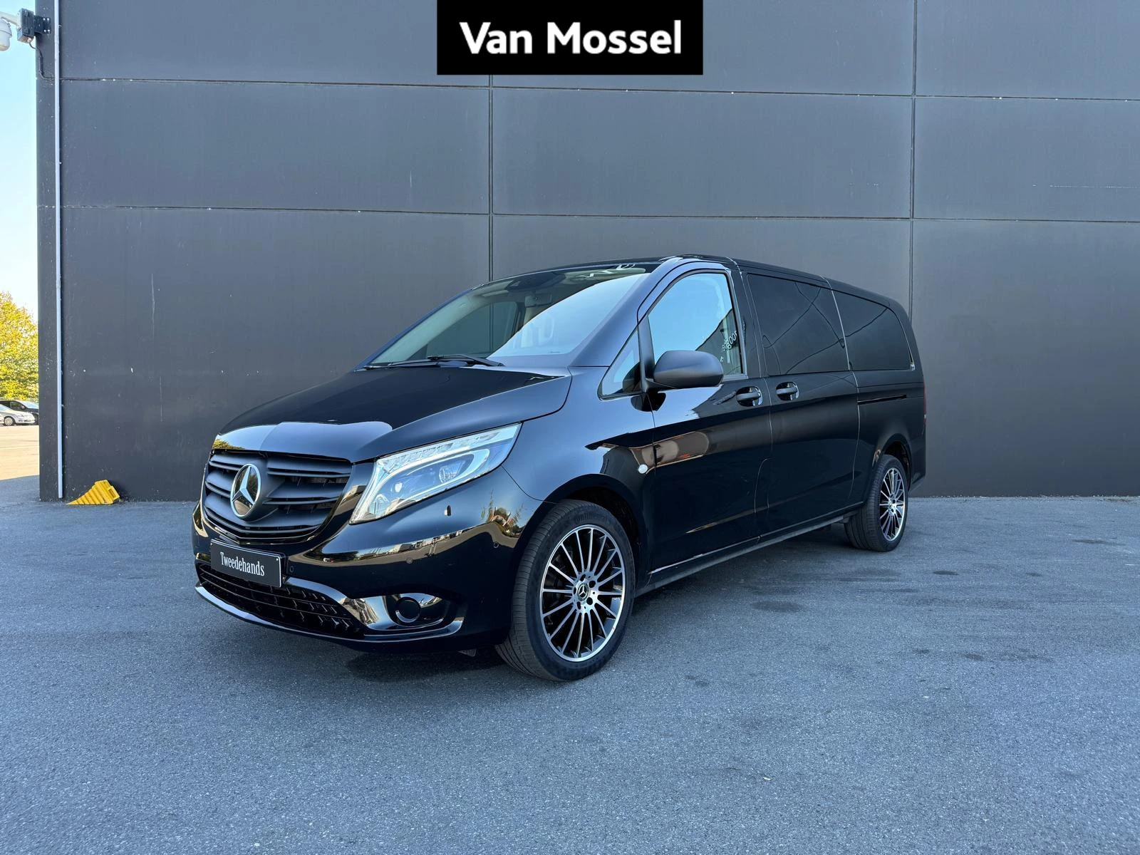 Mercedes-Benz-Vito-image-0