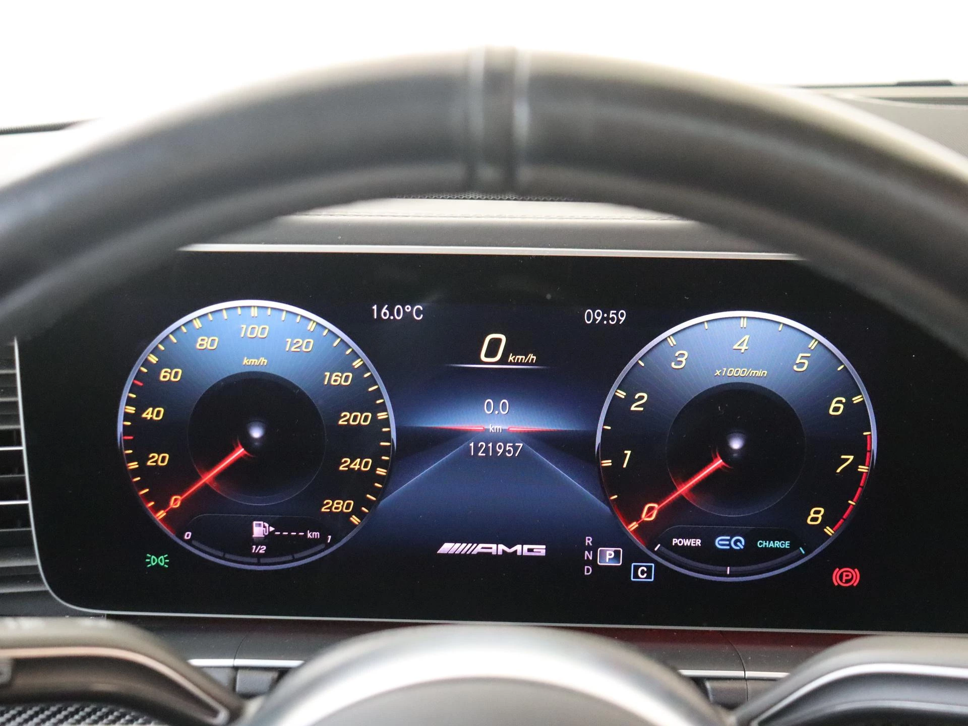 Mercedes-Benz-GLE-image-18
