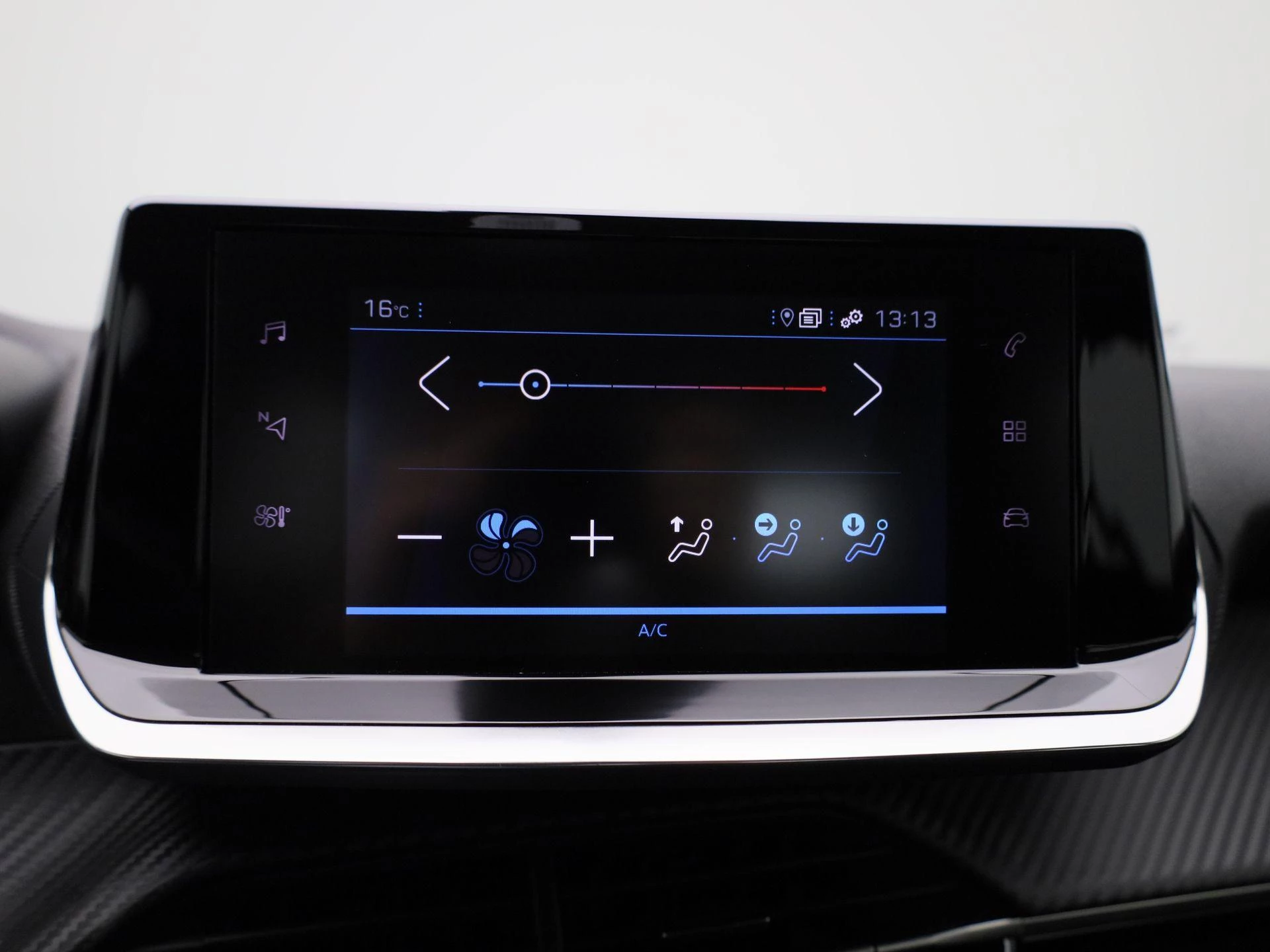 Peugeot-208-image-26