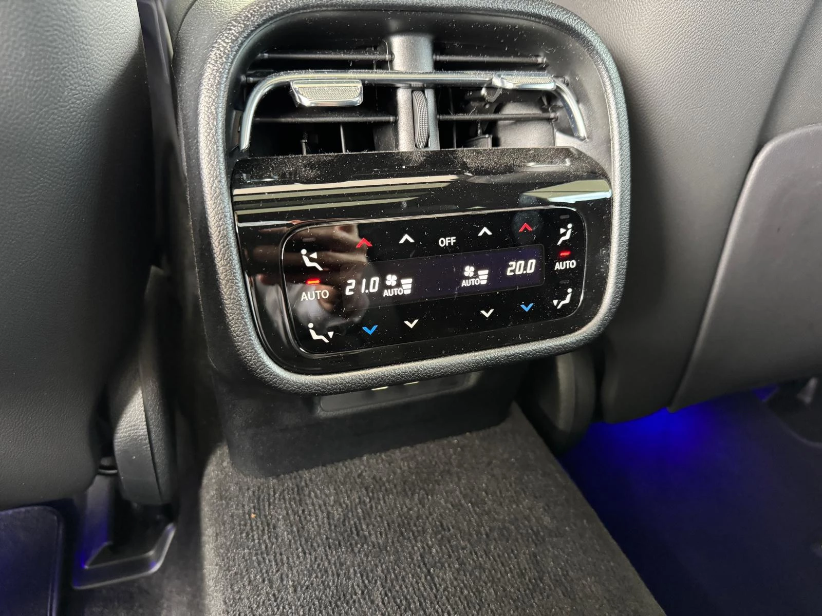 Mercedes-Benz E-Klasse 300 e AMG Line Break + PANO DAK + BURMESTER + DIGITAL LIGHT + NIGHTPACK