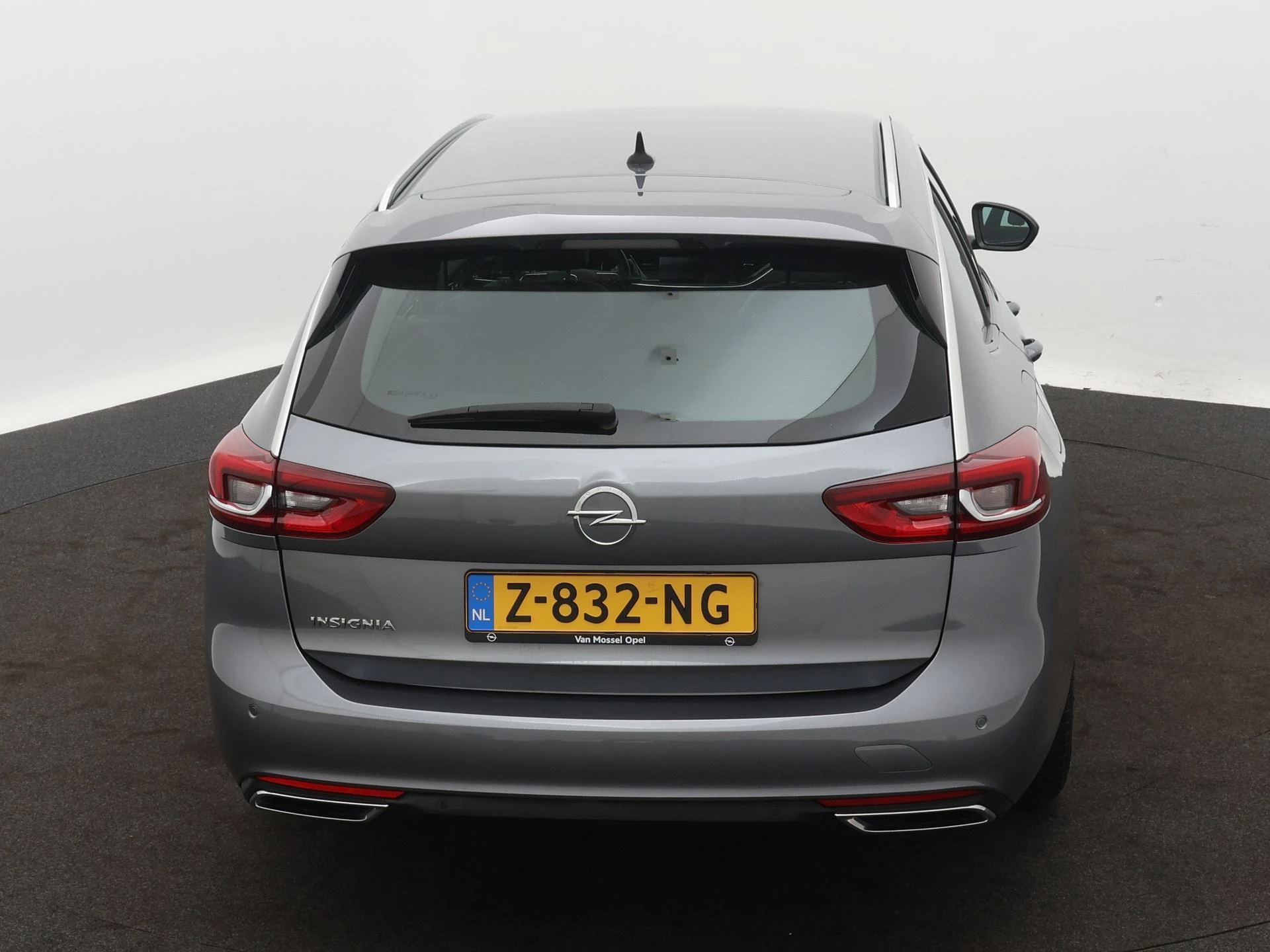 Opel-Insignia-image-2