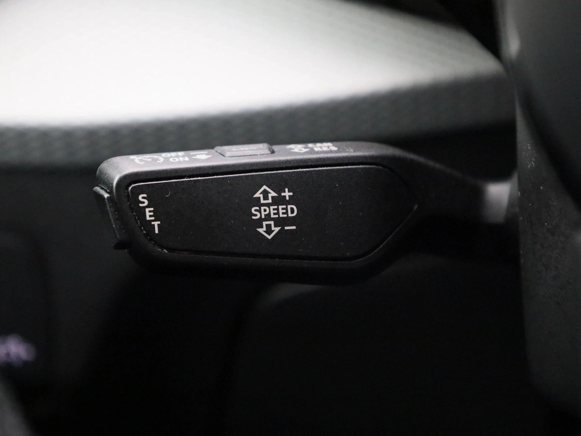Audi-Q2-image-18