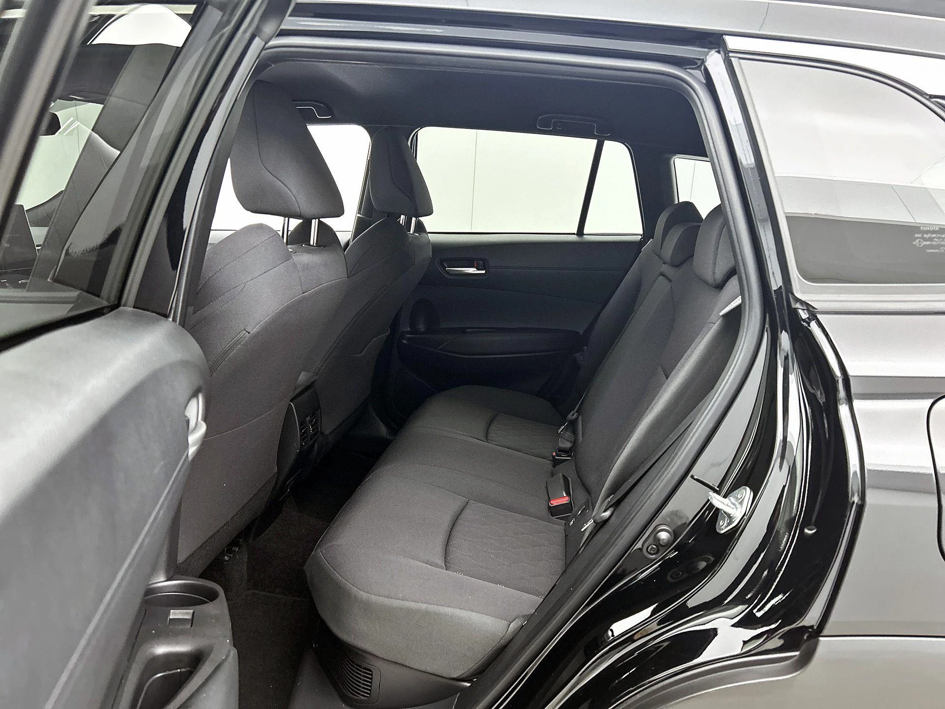 Toyota-Corolla Cross-image-29