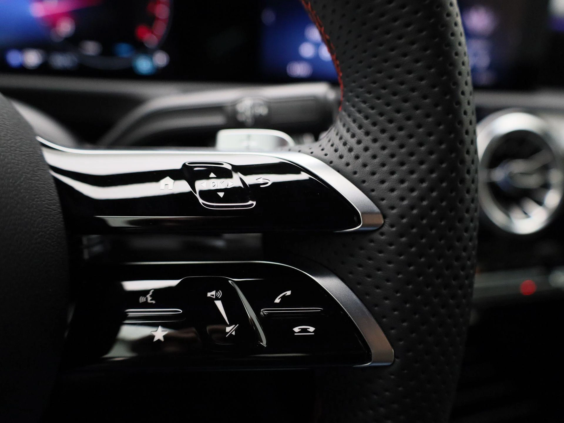 Mercedes-Benz-Classe A-image-15