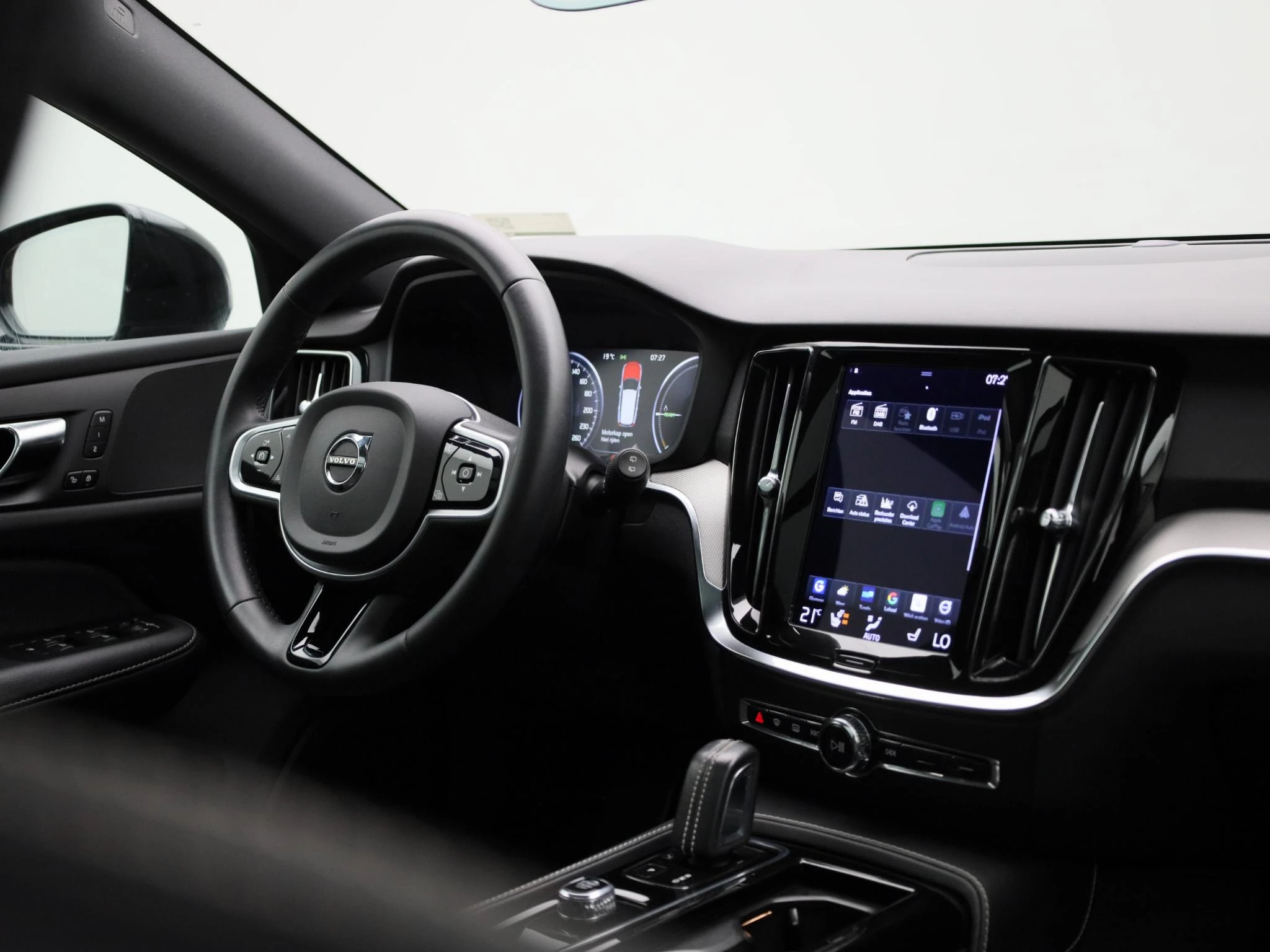 Volvo-V60-image-38