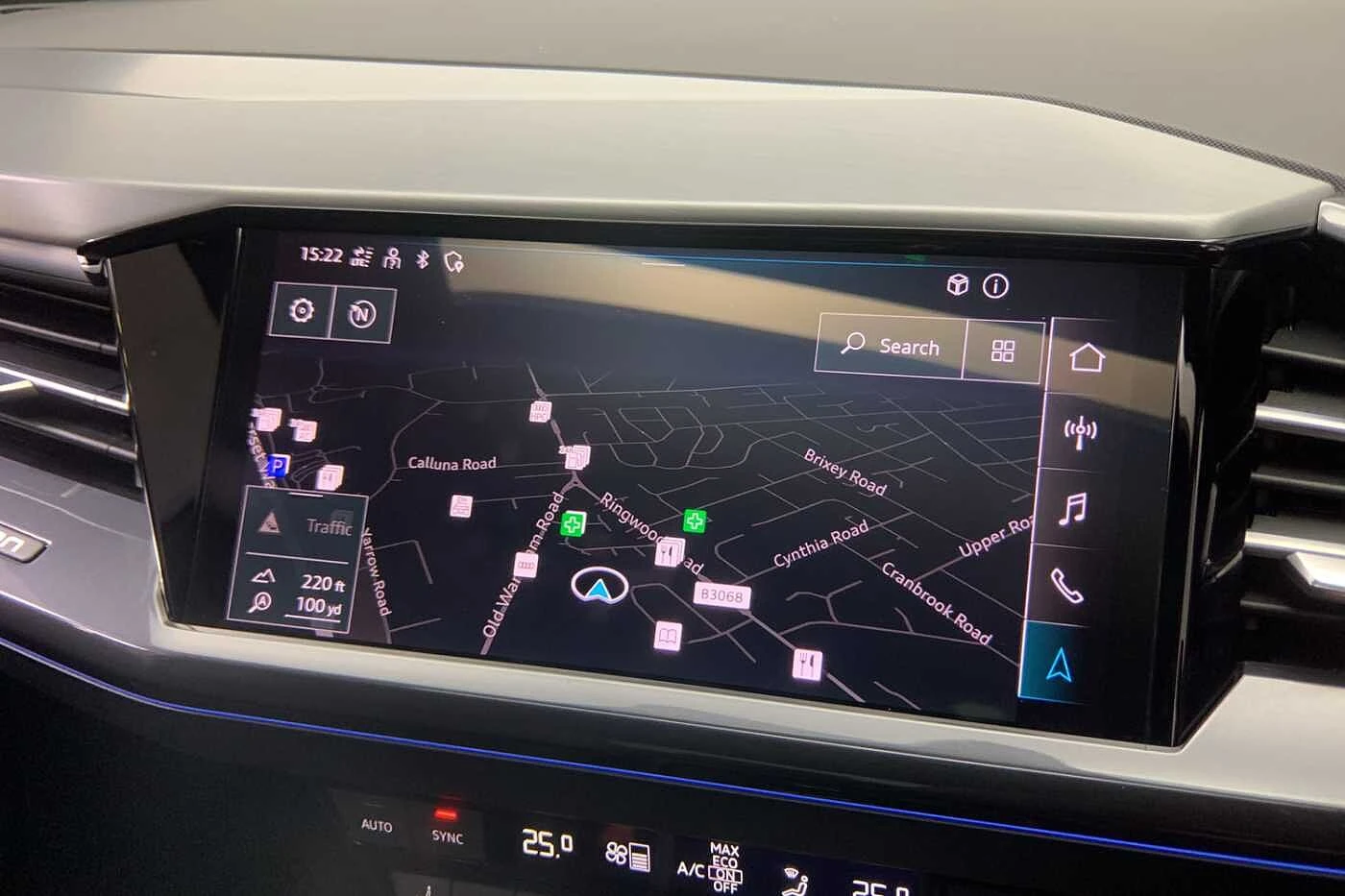 Audi-Q4 e-tron-image-16