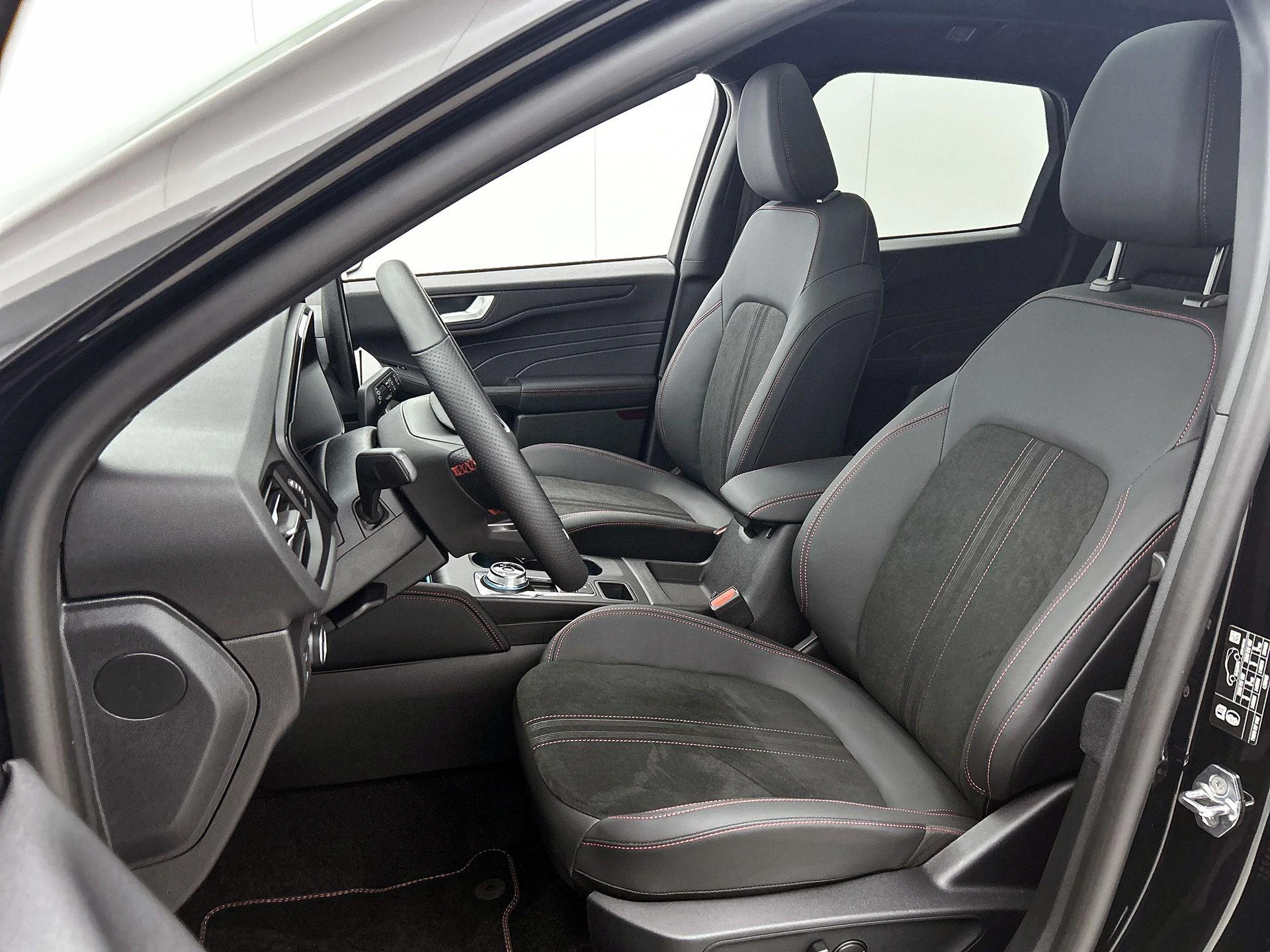 Ford-Kuga-image-44