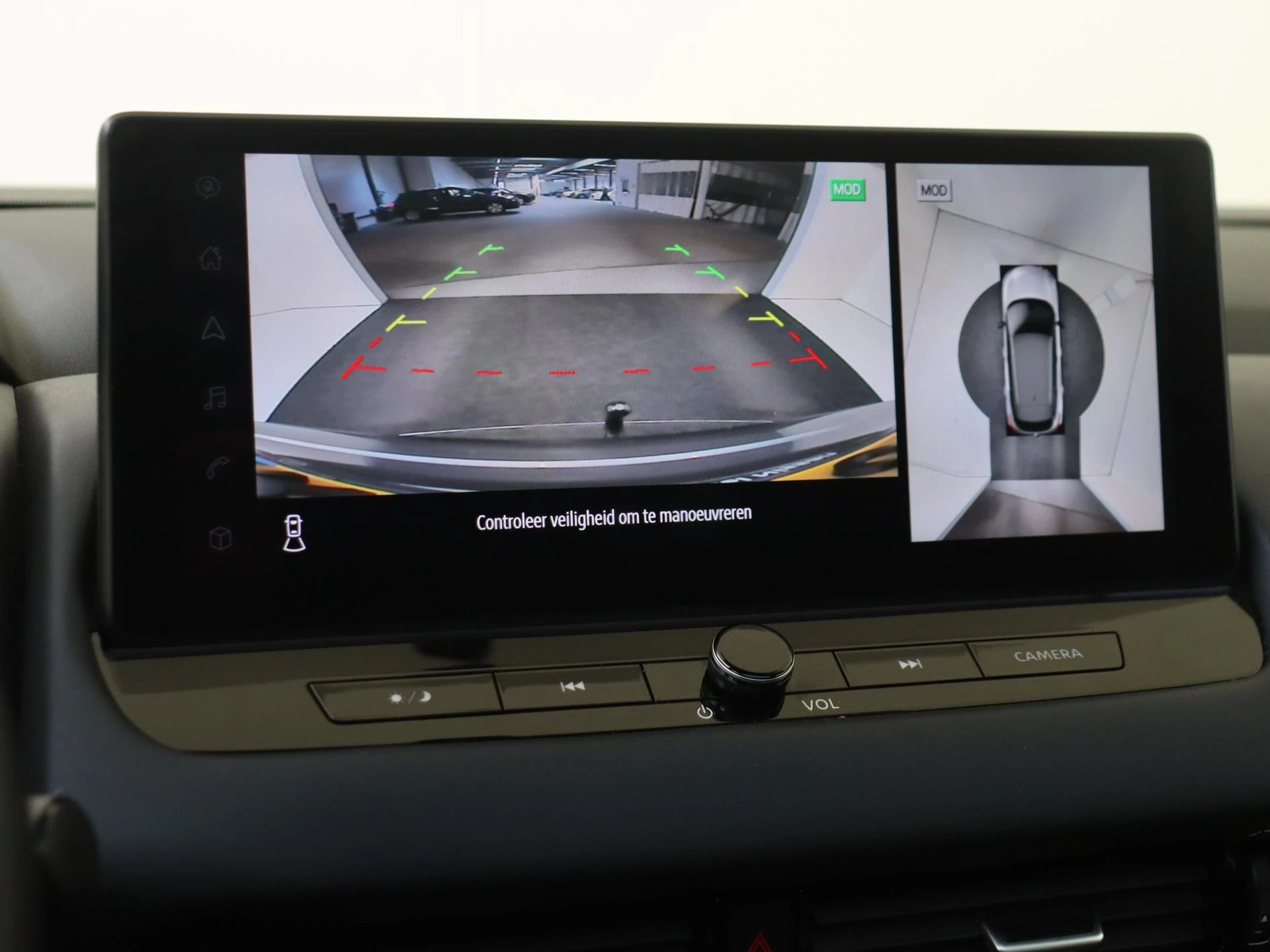 Nissan-QASHQAI-image-17